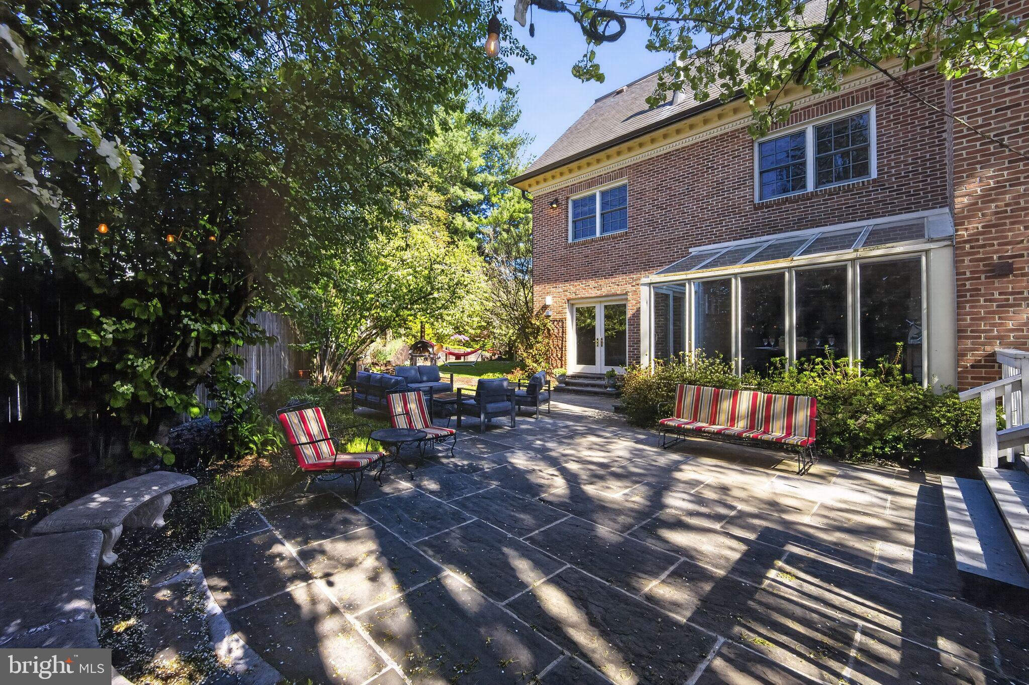 WESTMORELAND HILLS - Residential