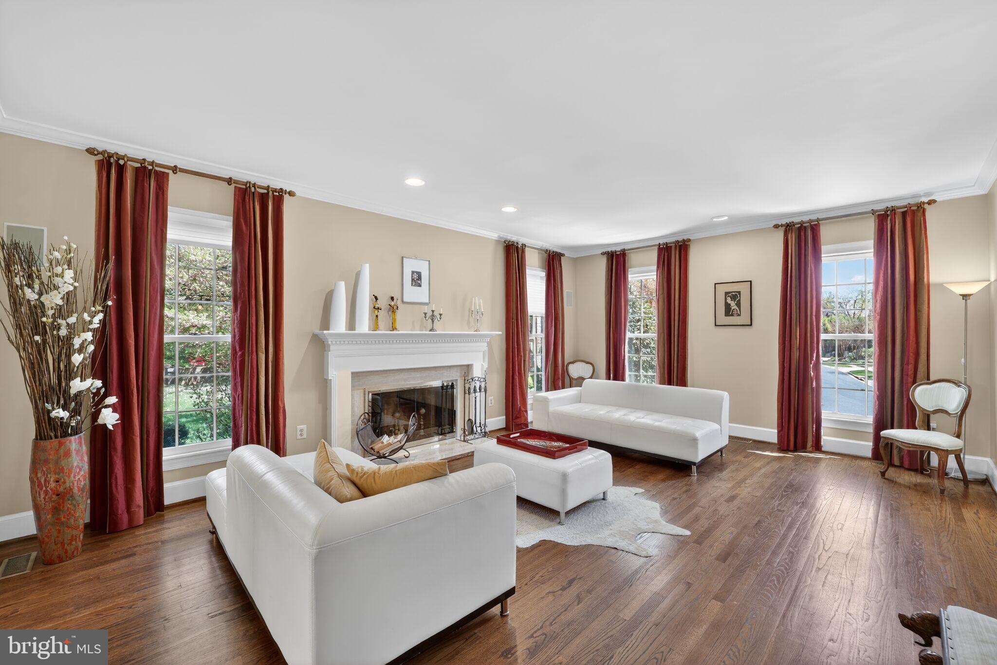 WESTMORELAND HILLS - Residential