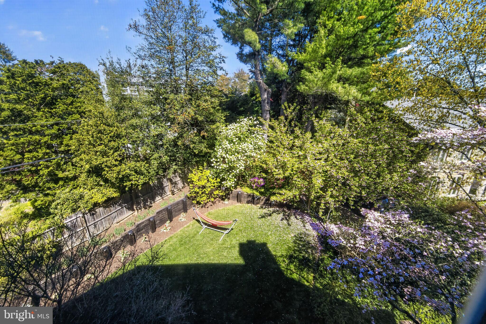 WESTMORELAND HILLS - Residential