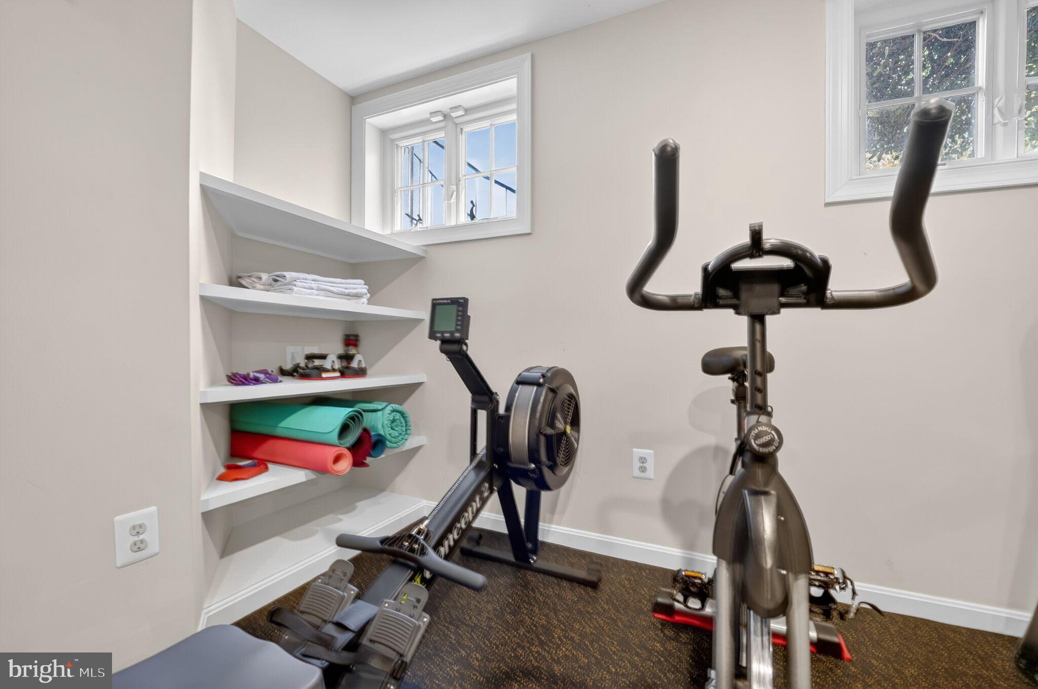 WESTMORELAND HILLS - Residential