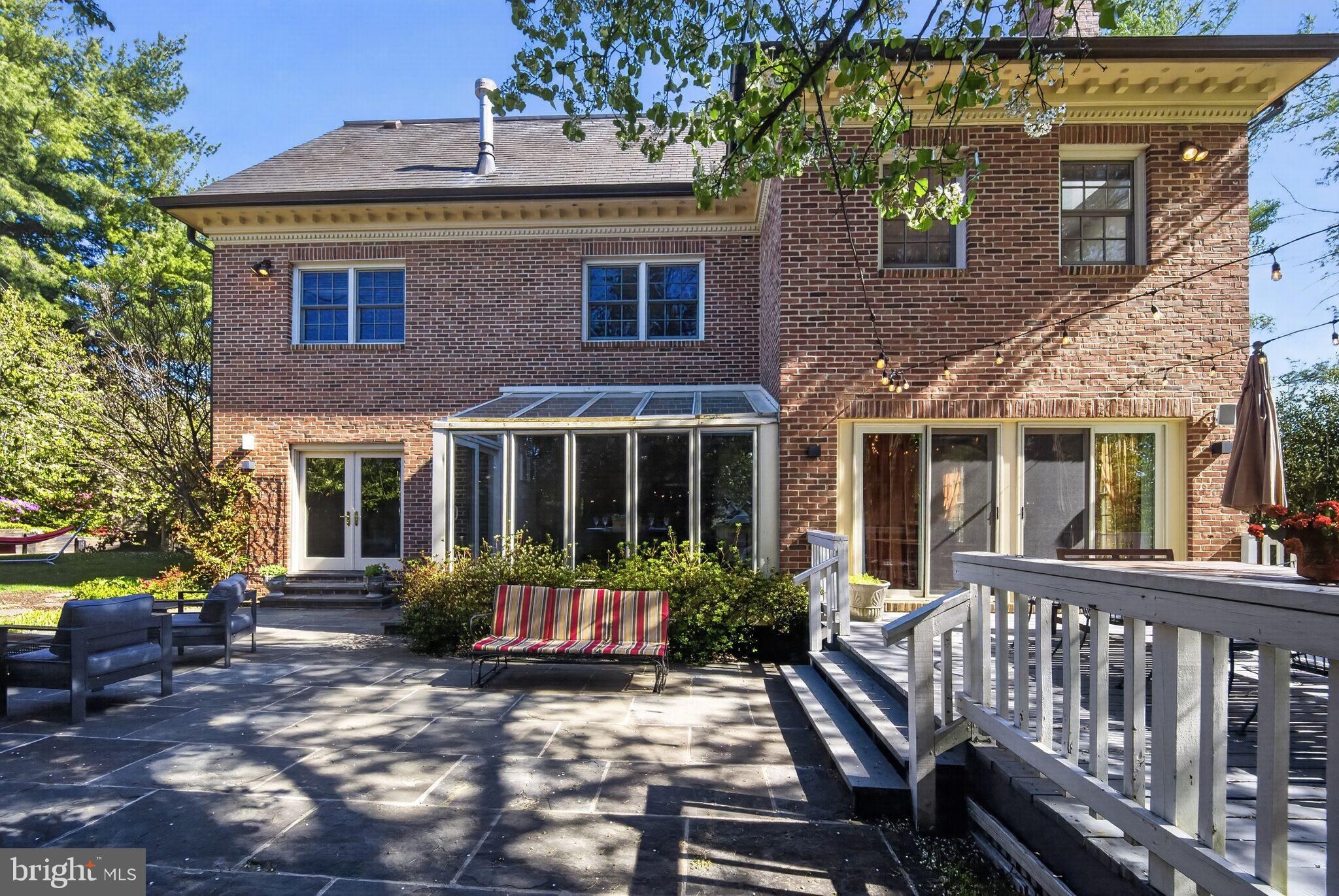 WESTMORELAND HILLS - Residential