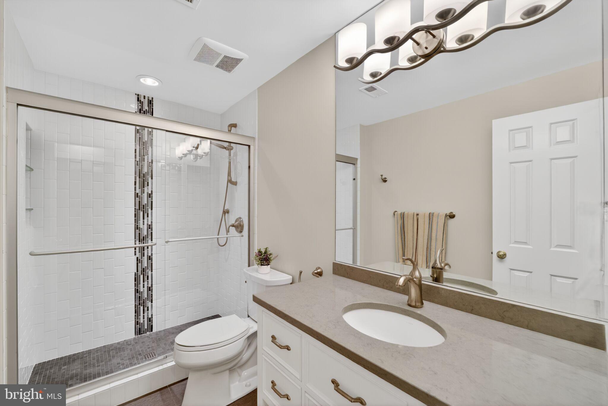 WESTMORELAND HILLS - Residential