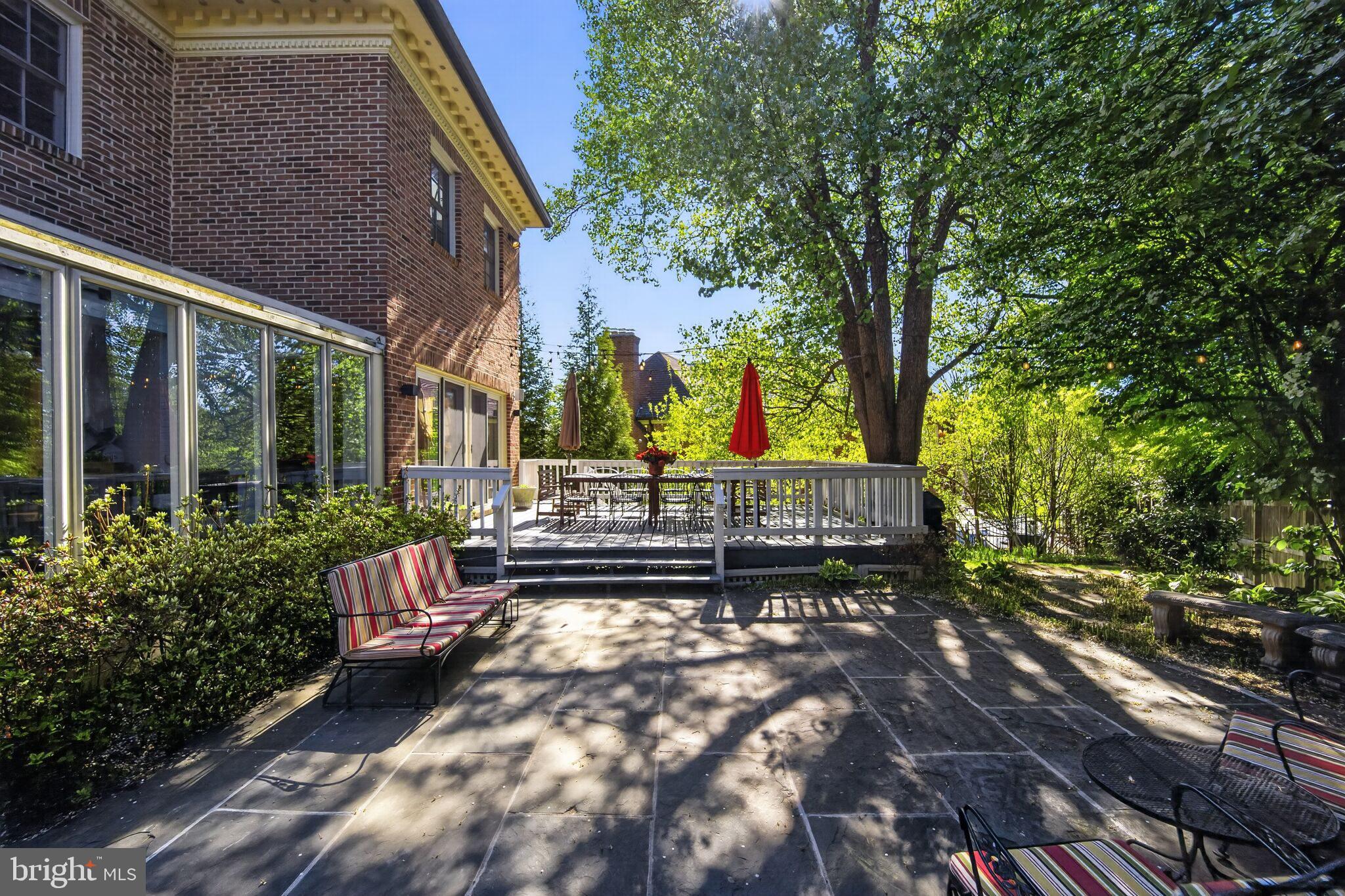 WESTMORELAND HILLS - Residential