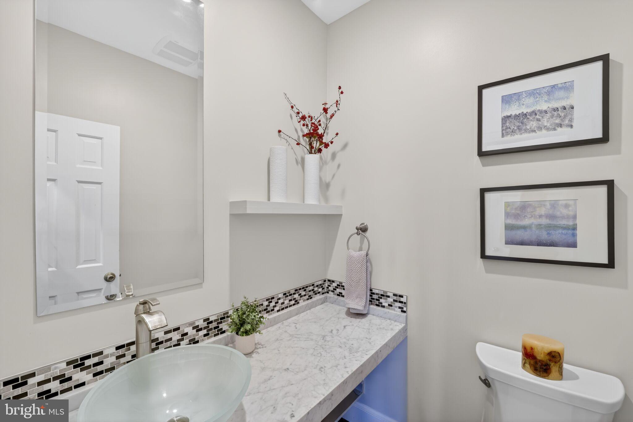 WESTMORELAND HILLS - Residential