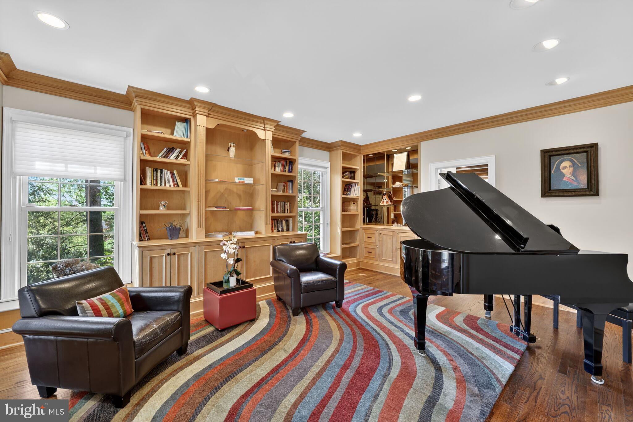 WESTMORELAND HILLS - Residential