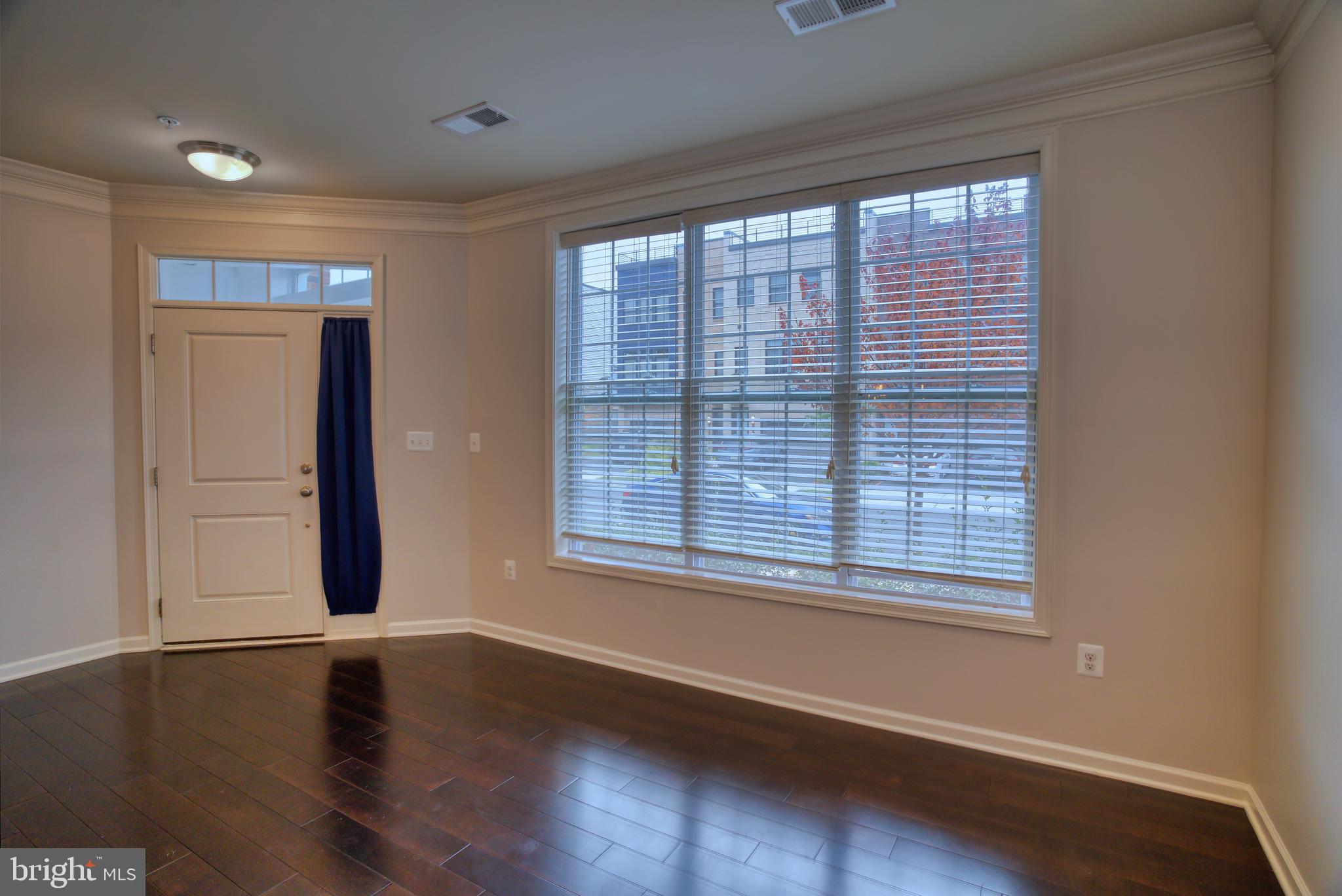 LOUDOUN VALLEY BUCKINGHAM - Residential Lease