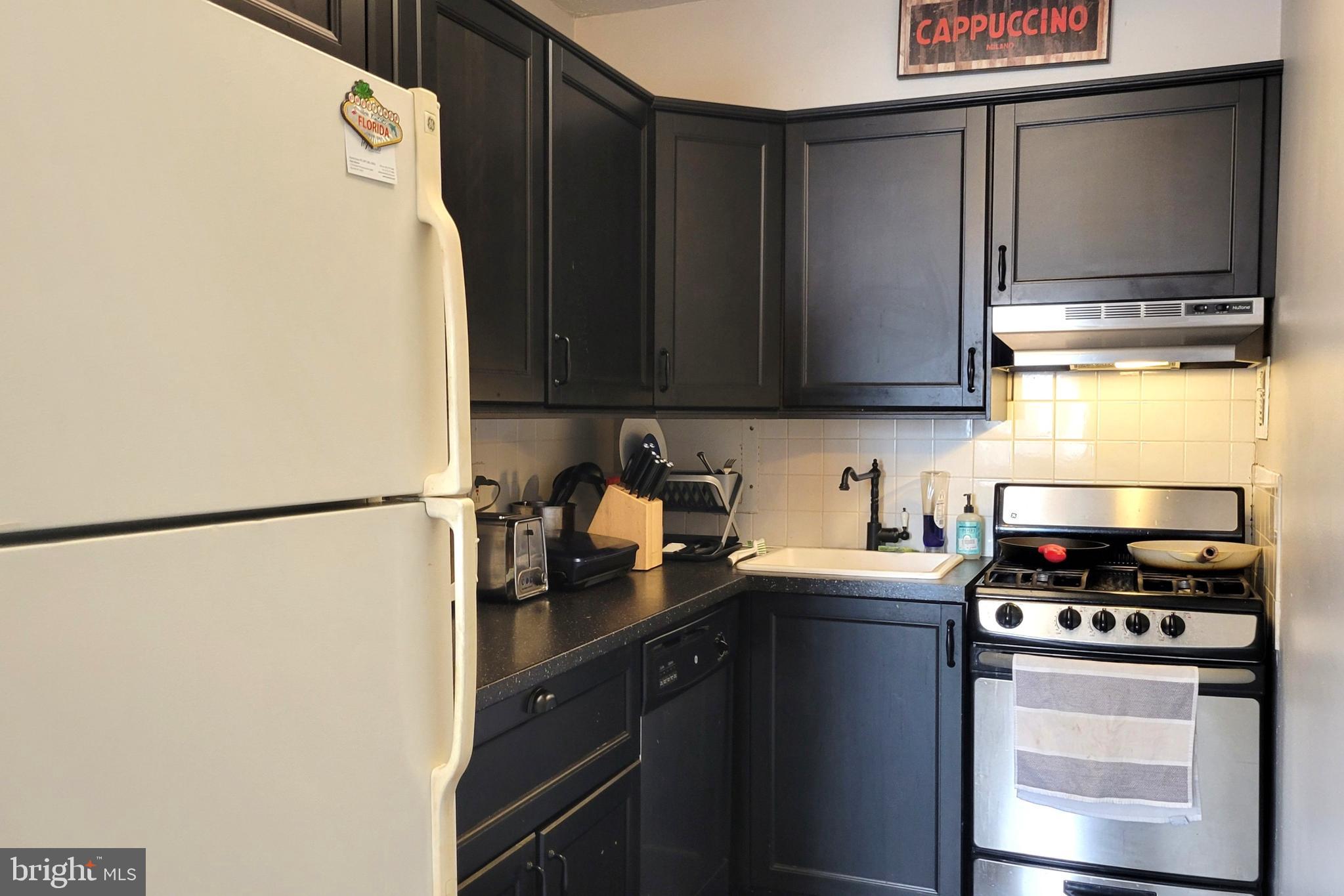 RITTENHOUSE SQUARE - Residential Lease
