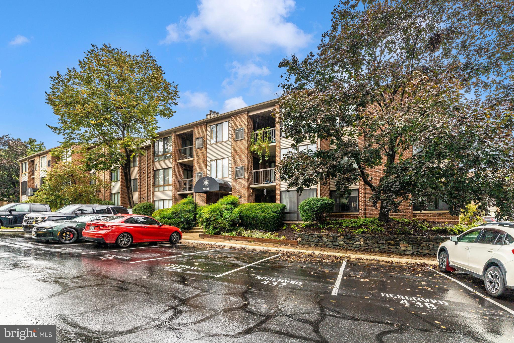 FARMINGDALE - Residential