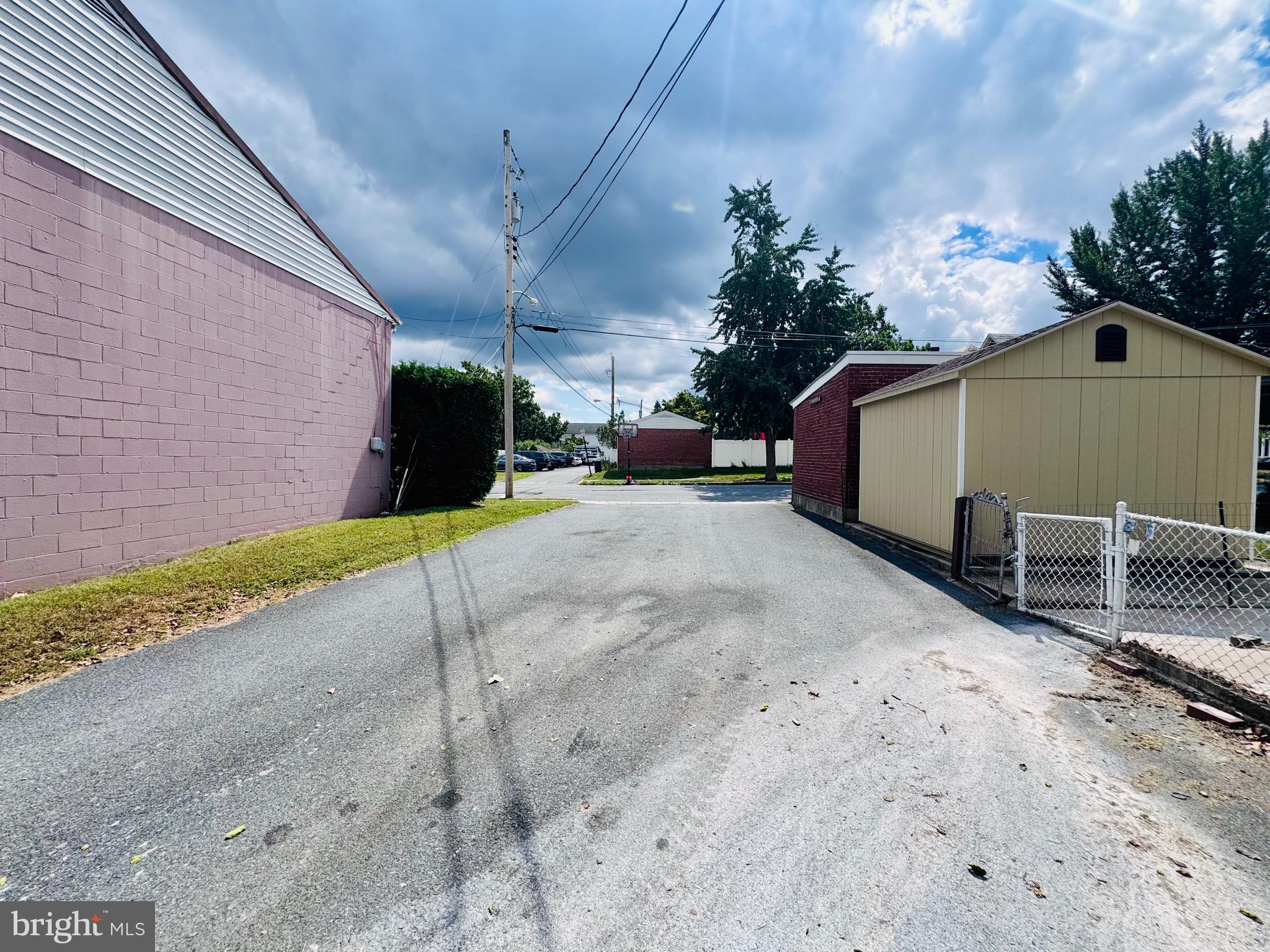 WEST READING - Residential