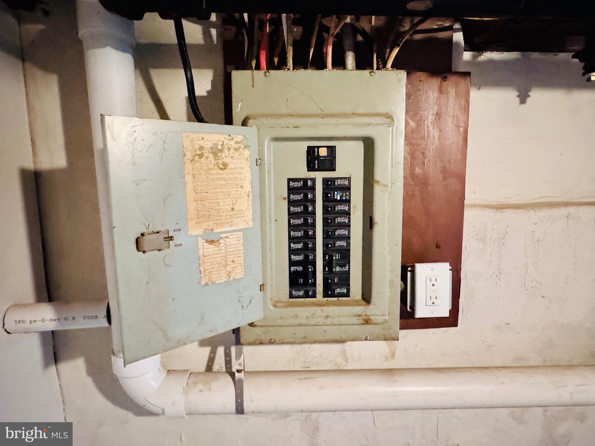 WEST READING - Residential