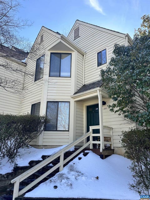 Townhouse For Sale - 1209 Chatham Rdg Rdg<br/> Albemarle County, CHARLOTTESVILLE, VA 22901