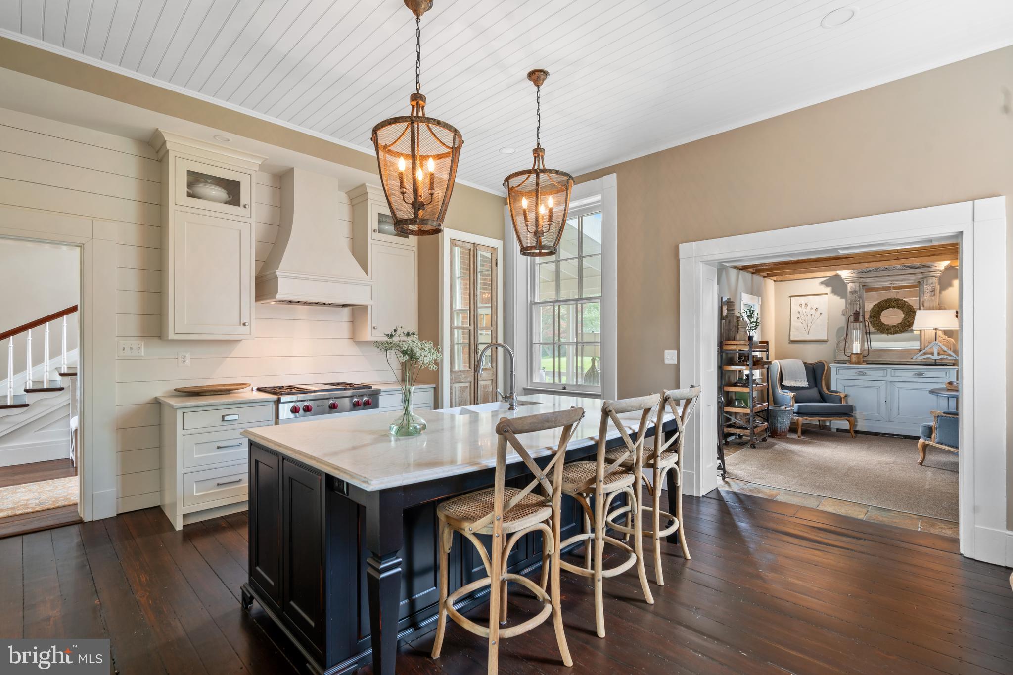 MELROSE FARM - Residential