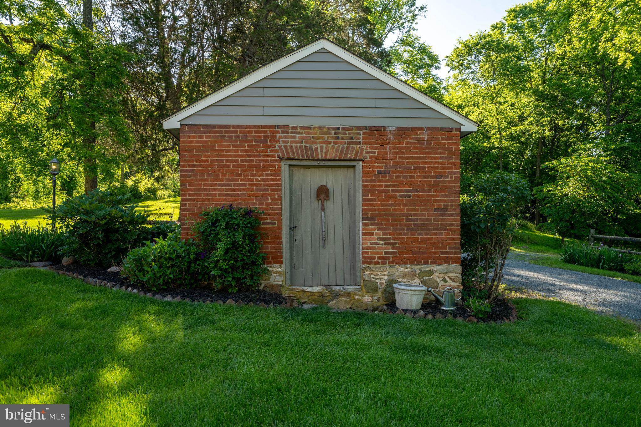 MELROSE FARM - Residential