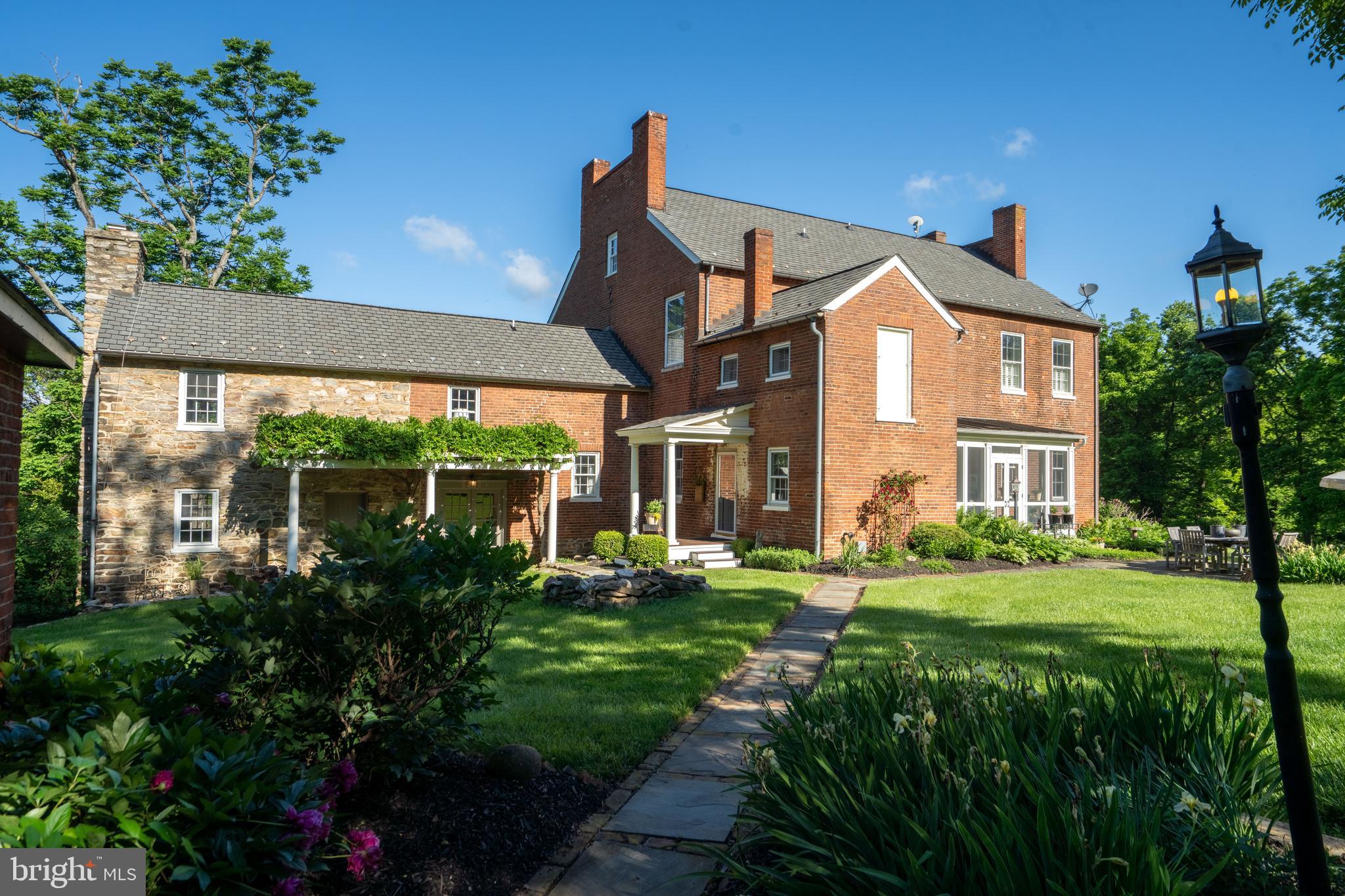 MELROSE FARM - Residential