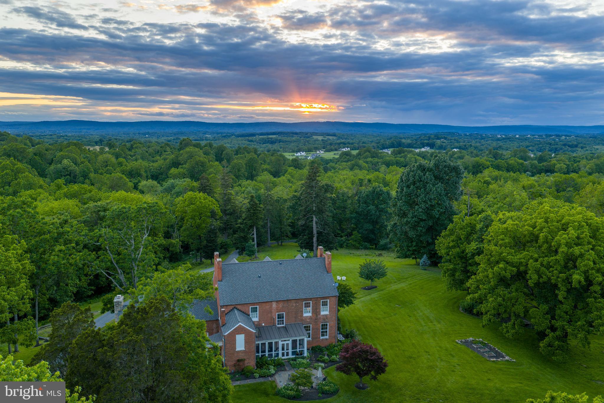 MELROSE FARM - Residential