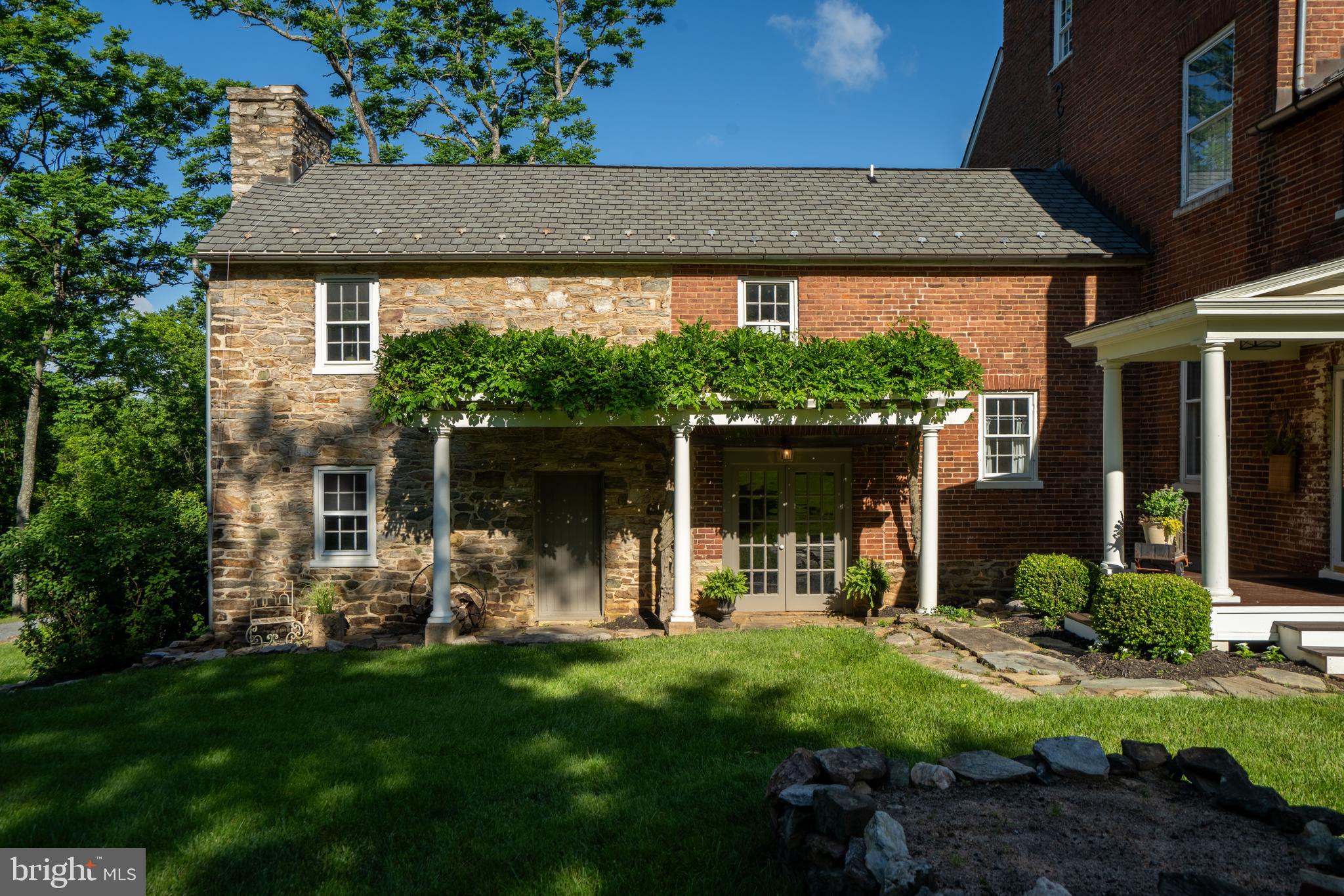 MELROSE FARM - Residential