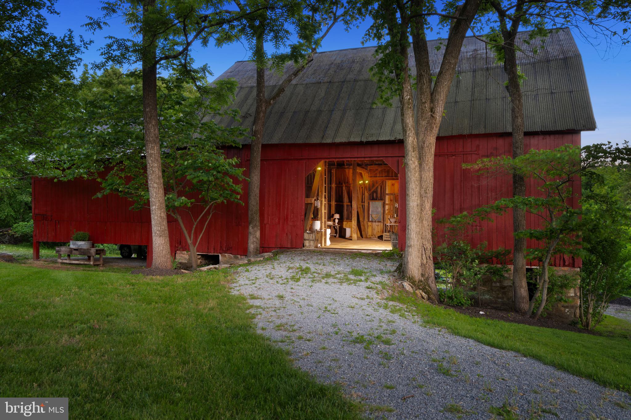 MELROSE FARM - Residential