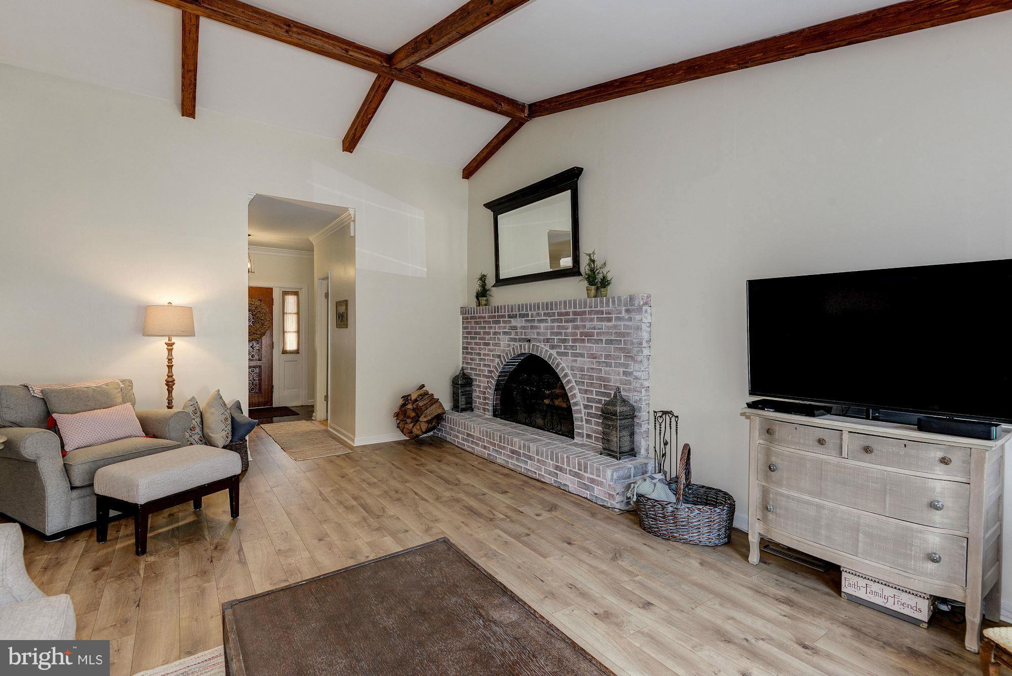 CHARTWELL - Residential