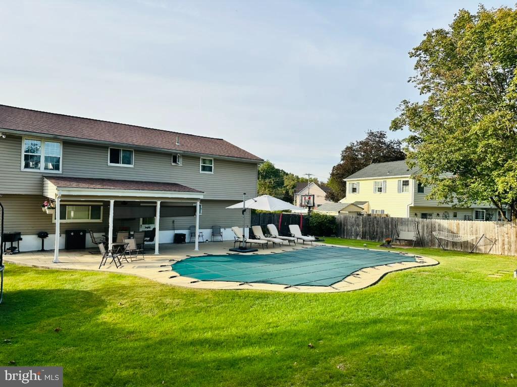 PENN VALLEY MANOR - Residential