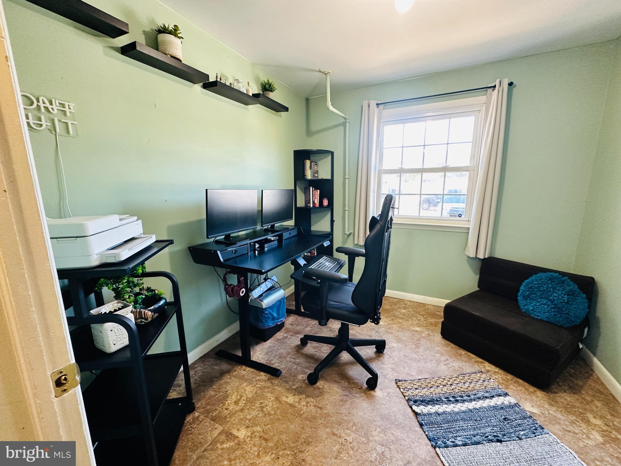 PENN VALLEY MANOR - Residential