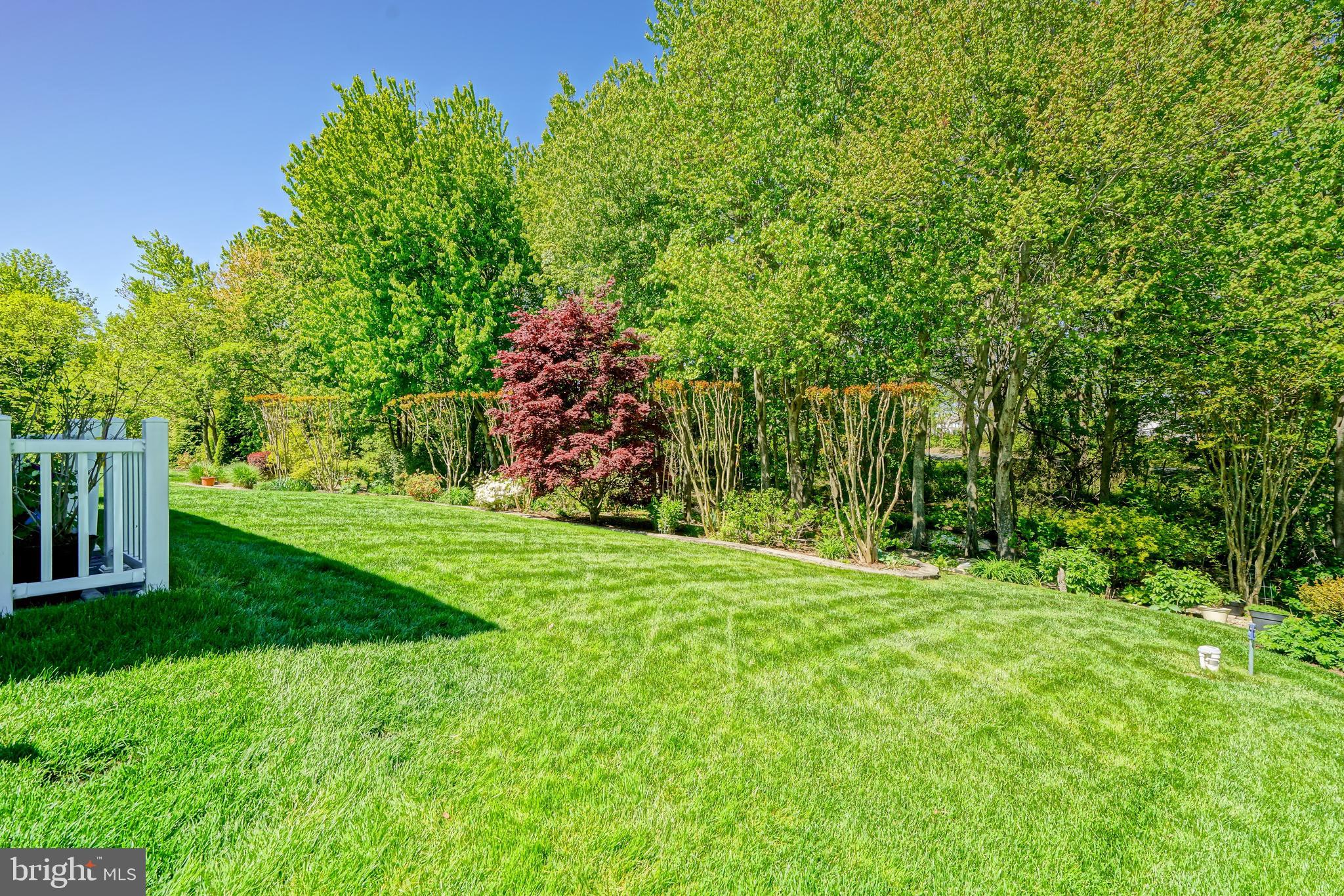 16863 N HUNTERS RUN