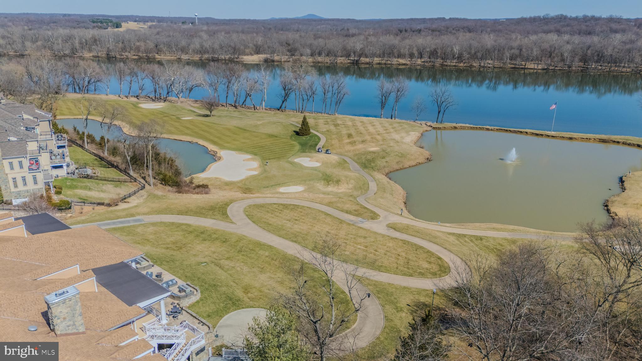 RIVER CREEK - Residential