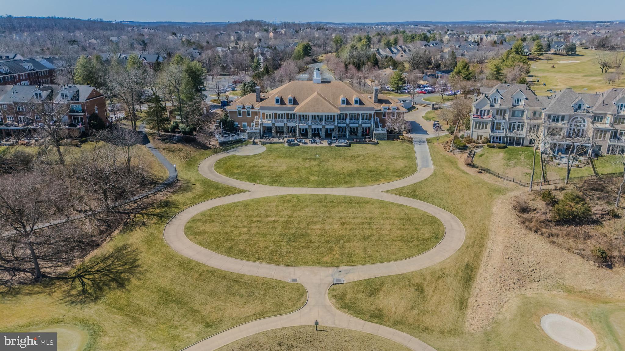 RIVER CREEK - Residential