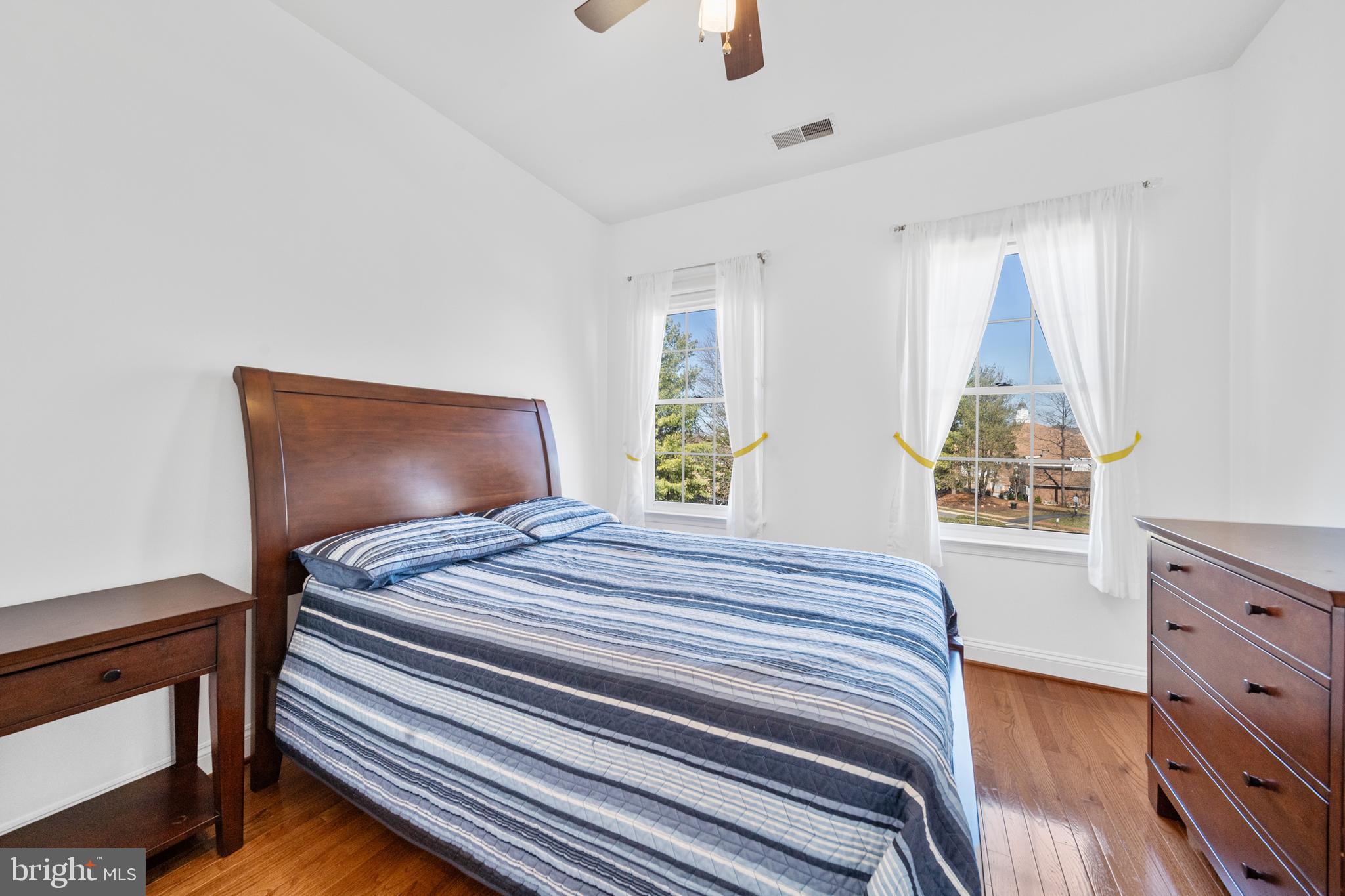 RIVER CREEK - Residential