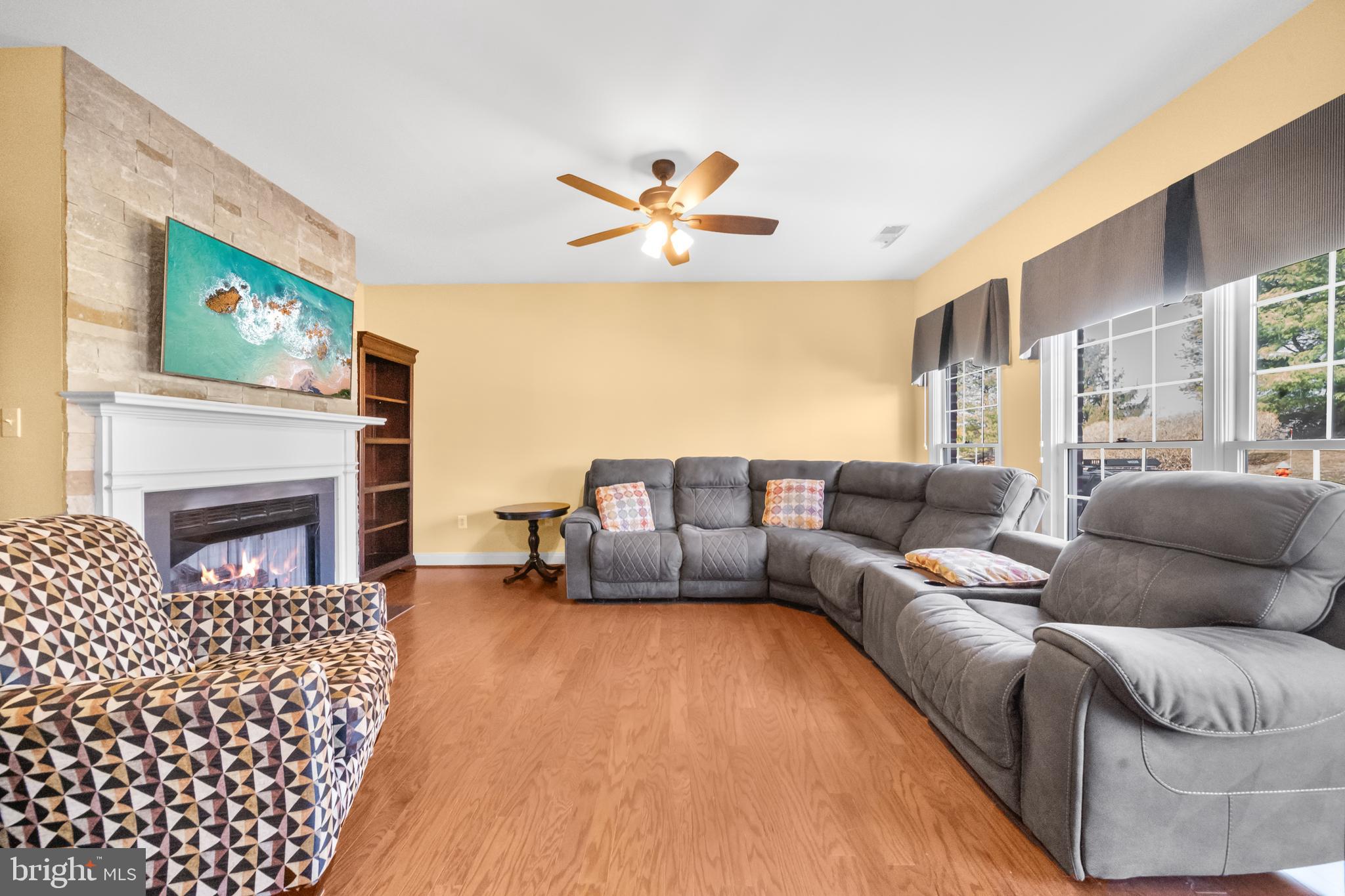 RIVER CREEK - Residential