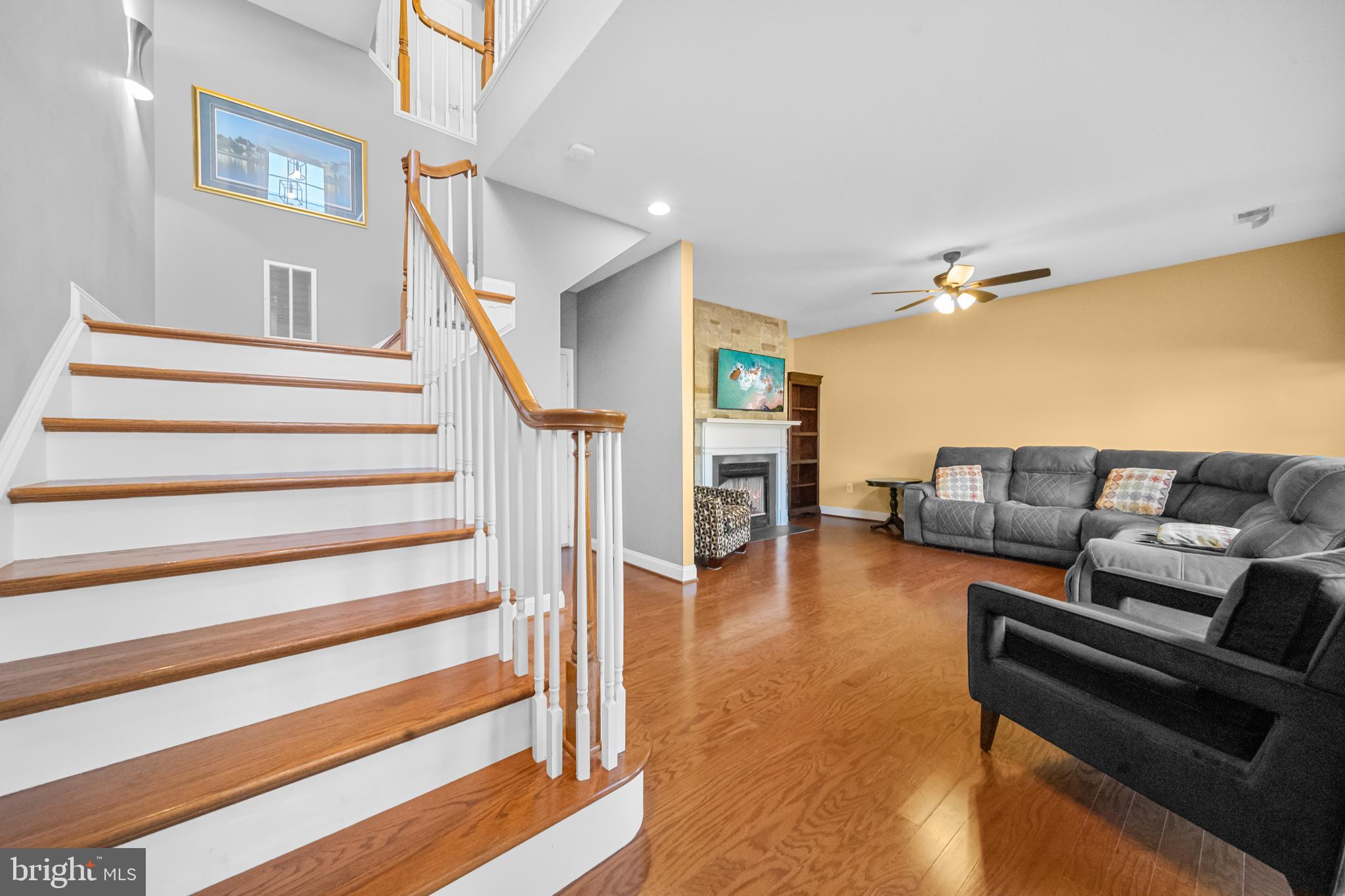 RIVER CREEK - Residential