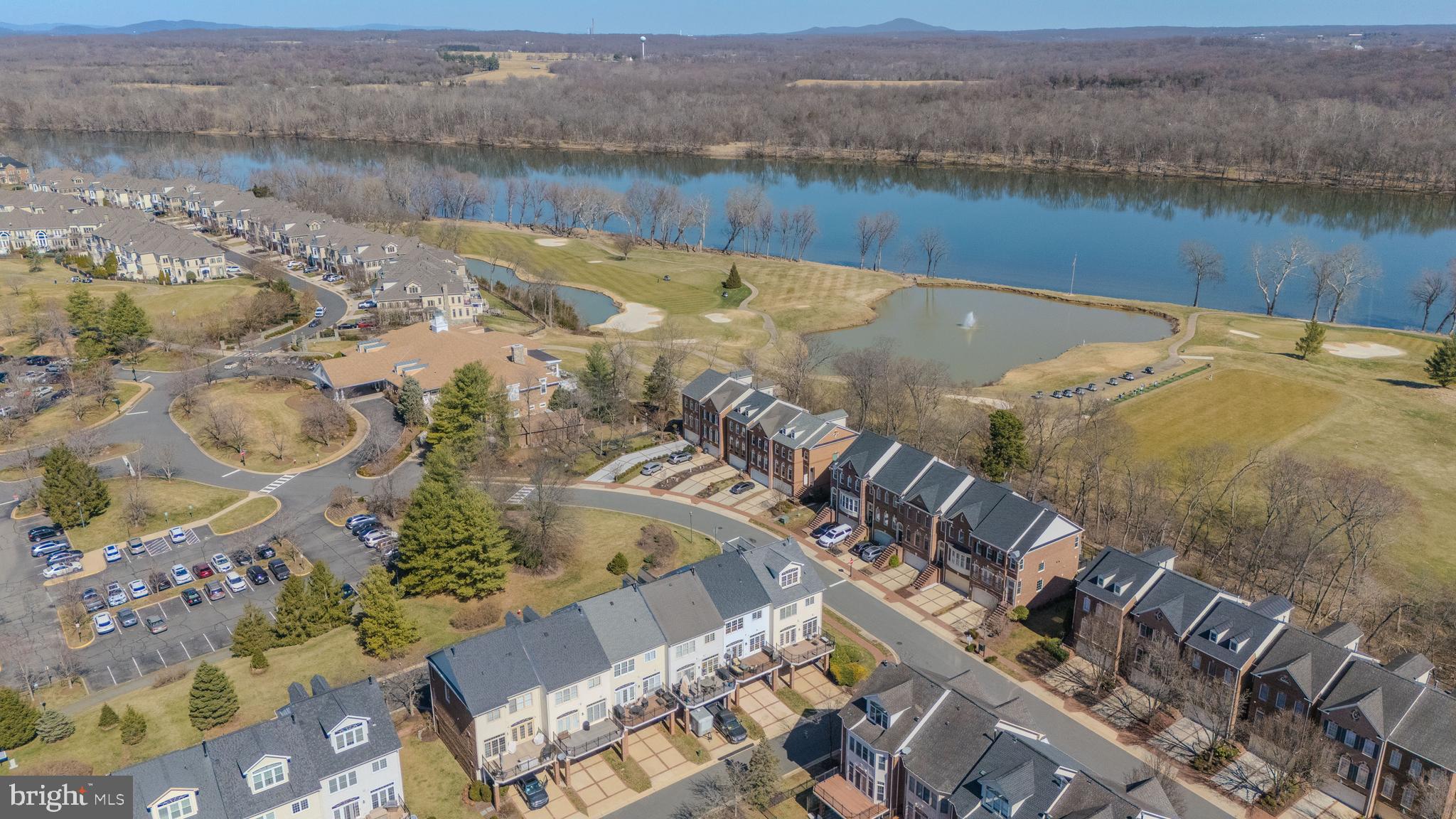 RIVER CREEK - Residential