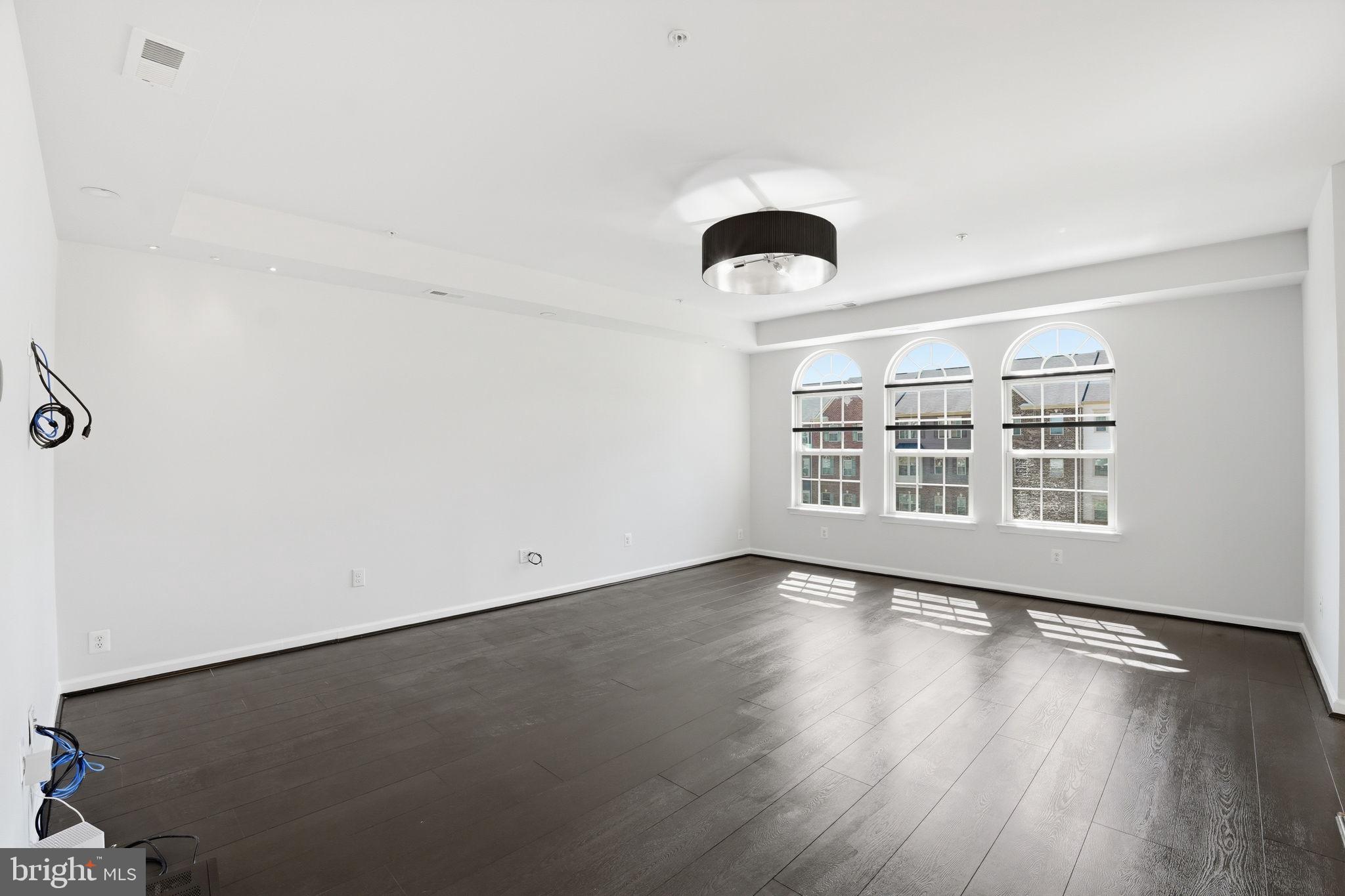 GLENN DALE CROSSING - Residential