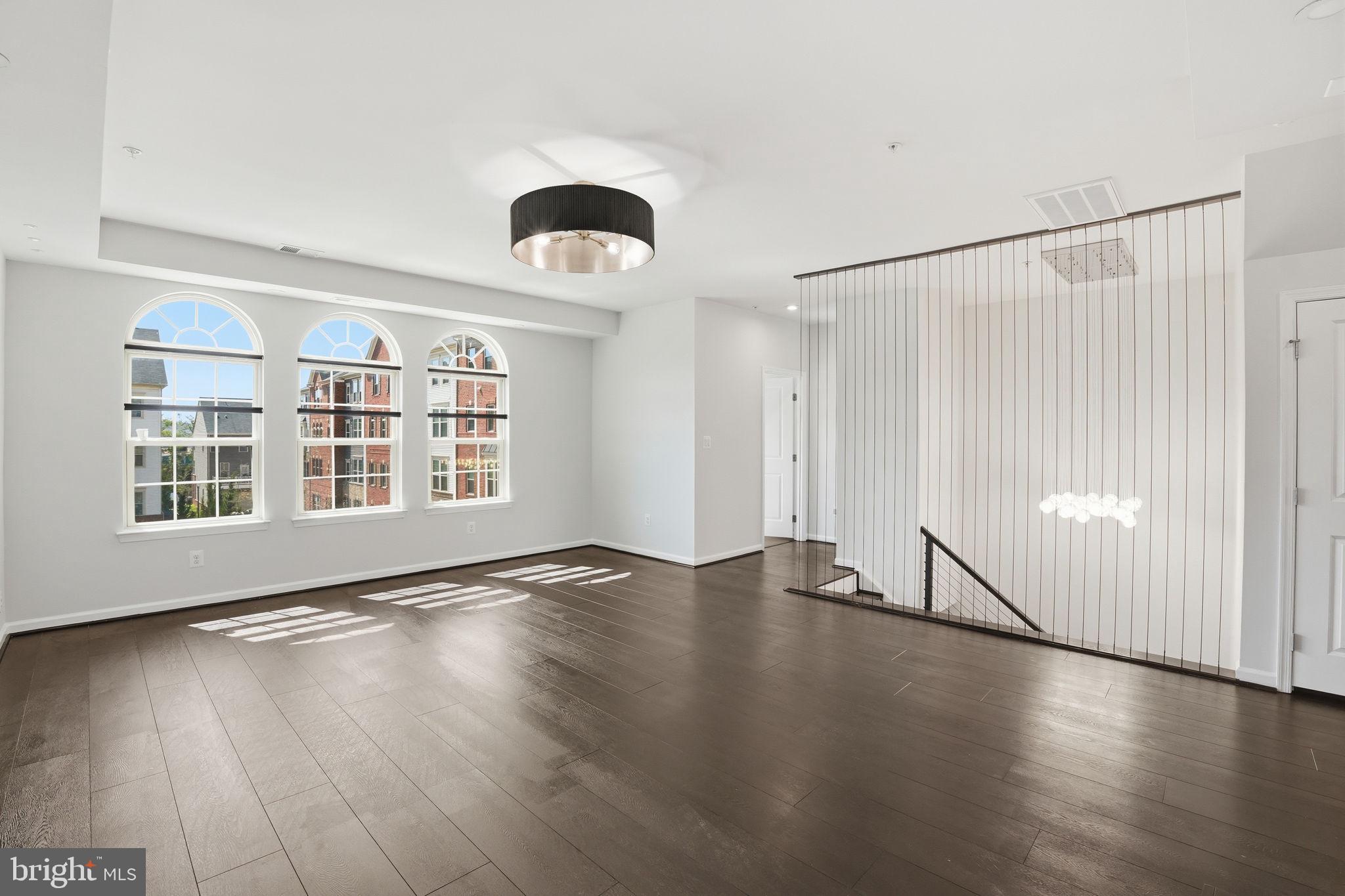 GLENN DALE CROSSING - Residential