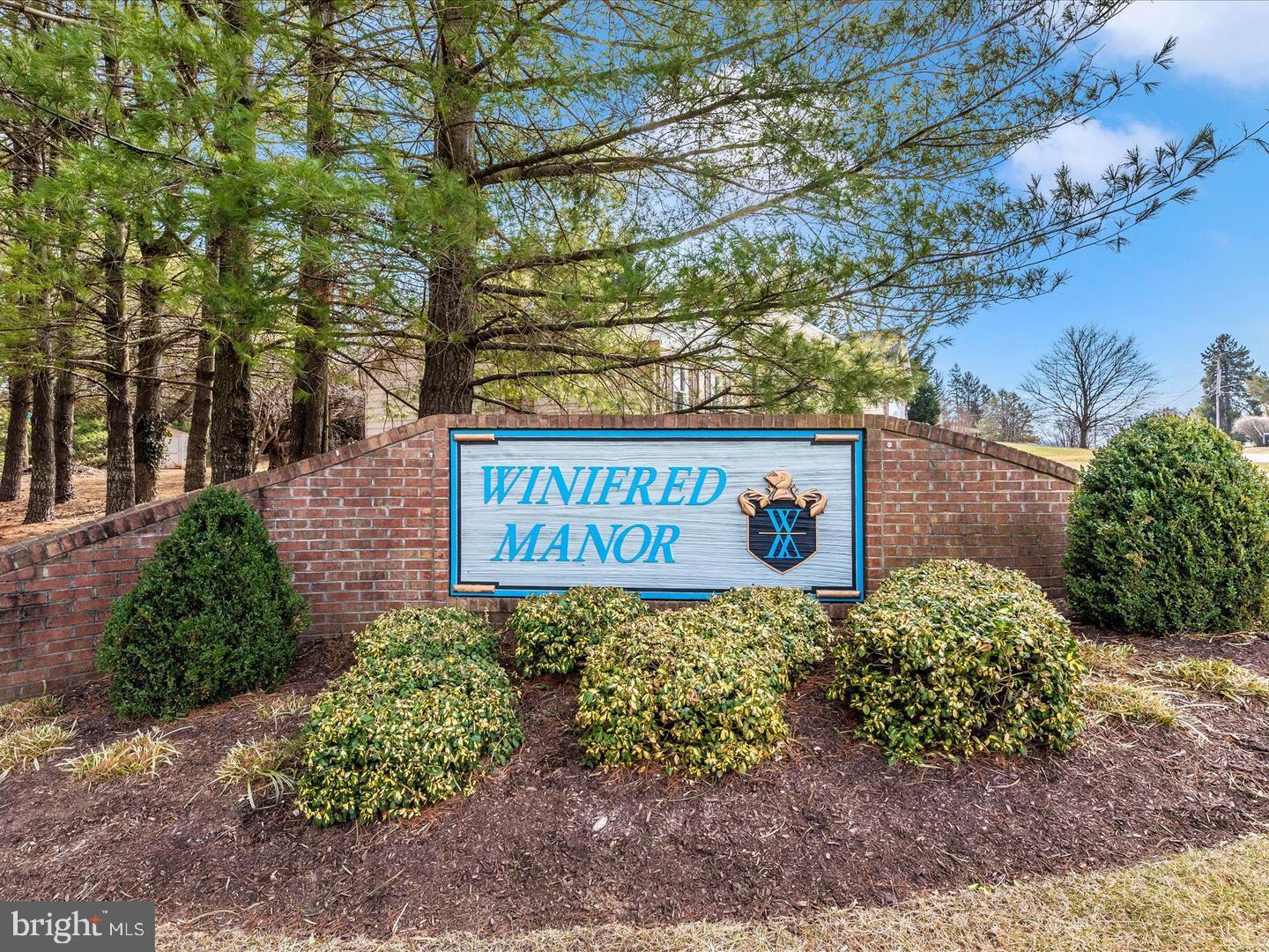 WINIFRED MANOR - Residential