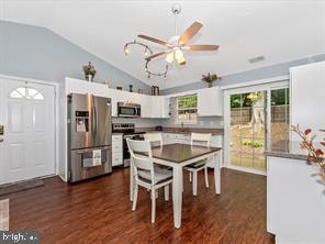 WINIFRED MANOR - Residential