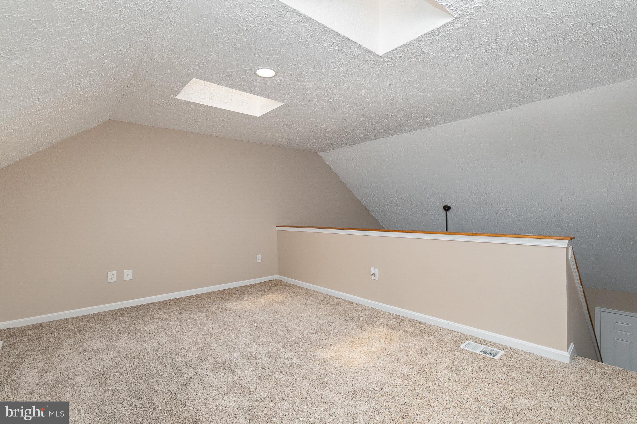 STONEHEDGE - Residential