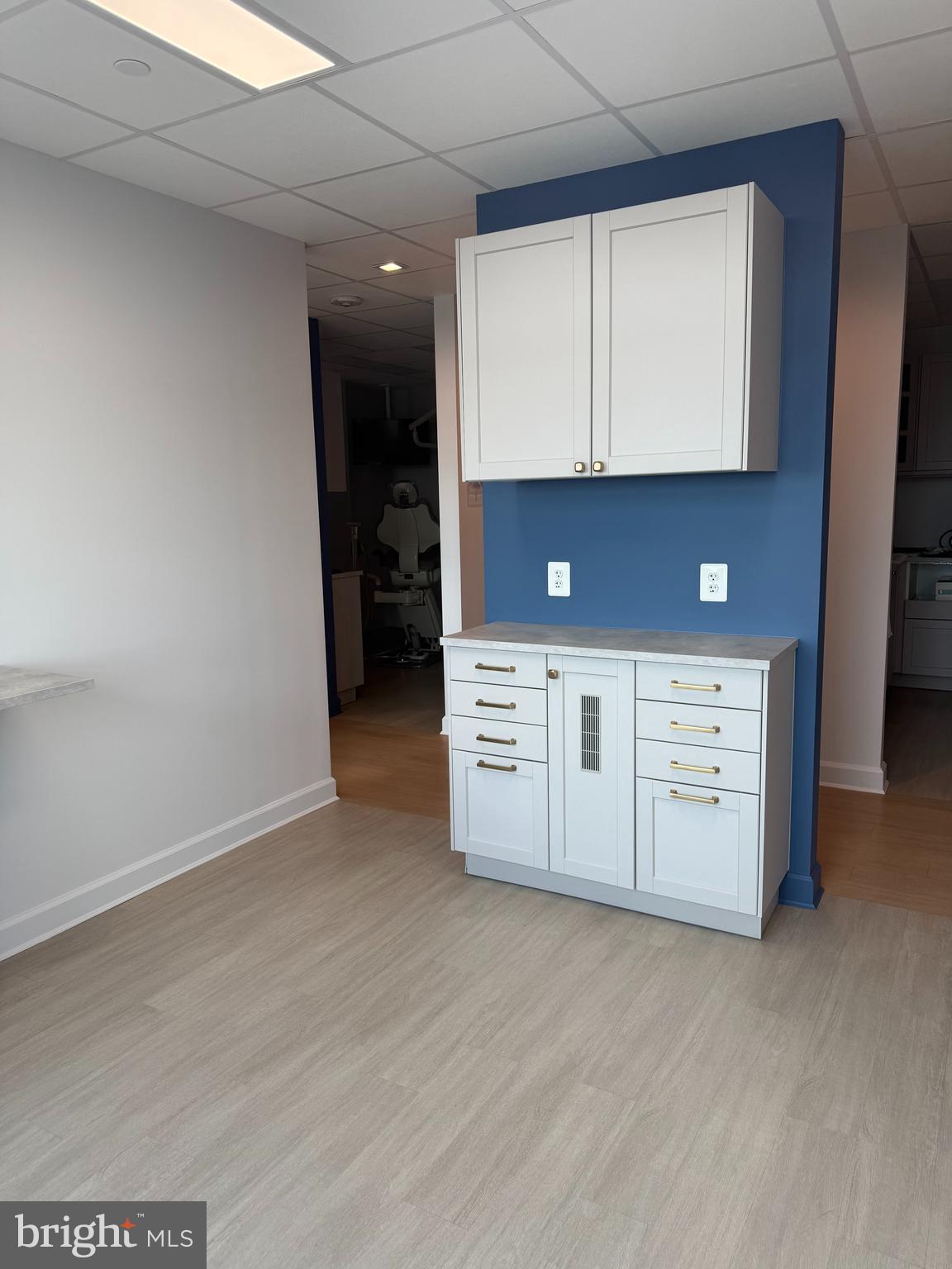 7115 LEESBURG PIKE 304