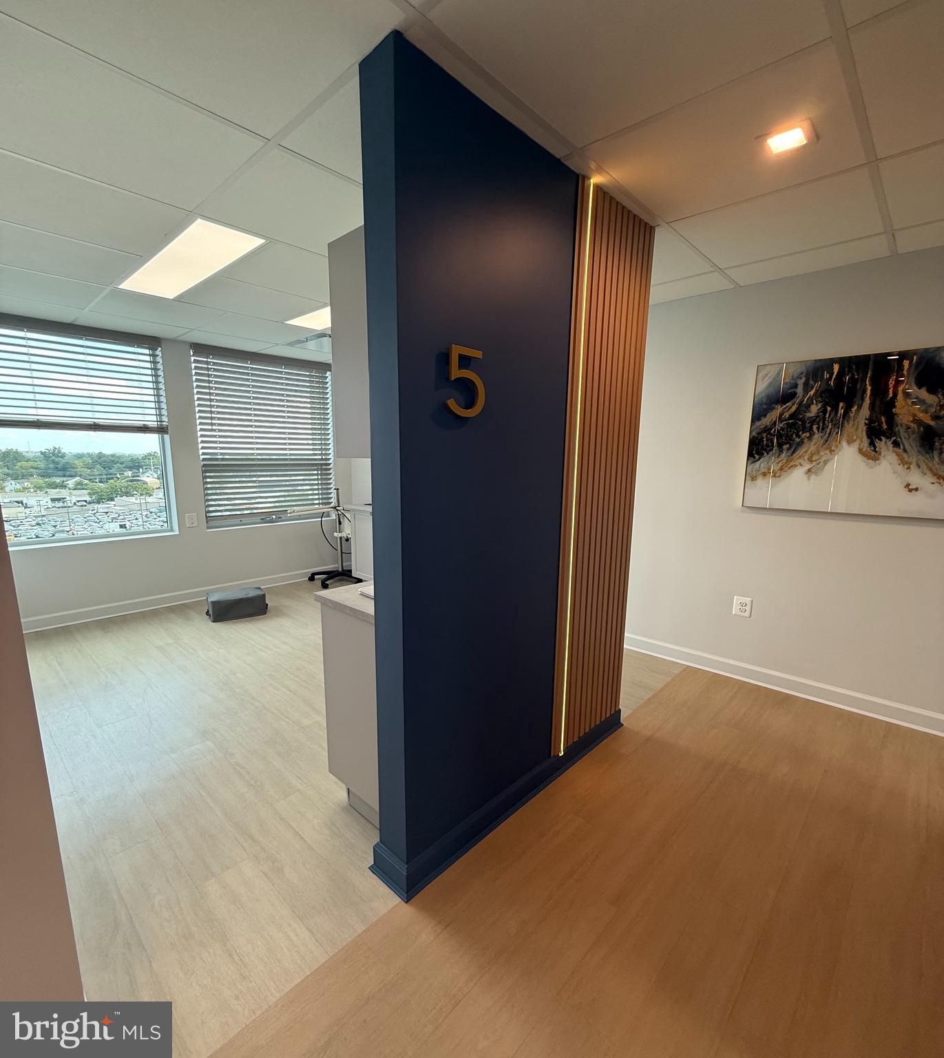 7115 LEESBURG PIKE 304