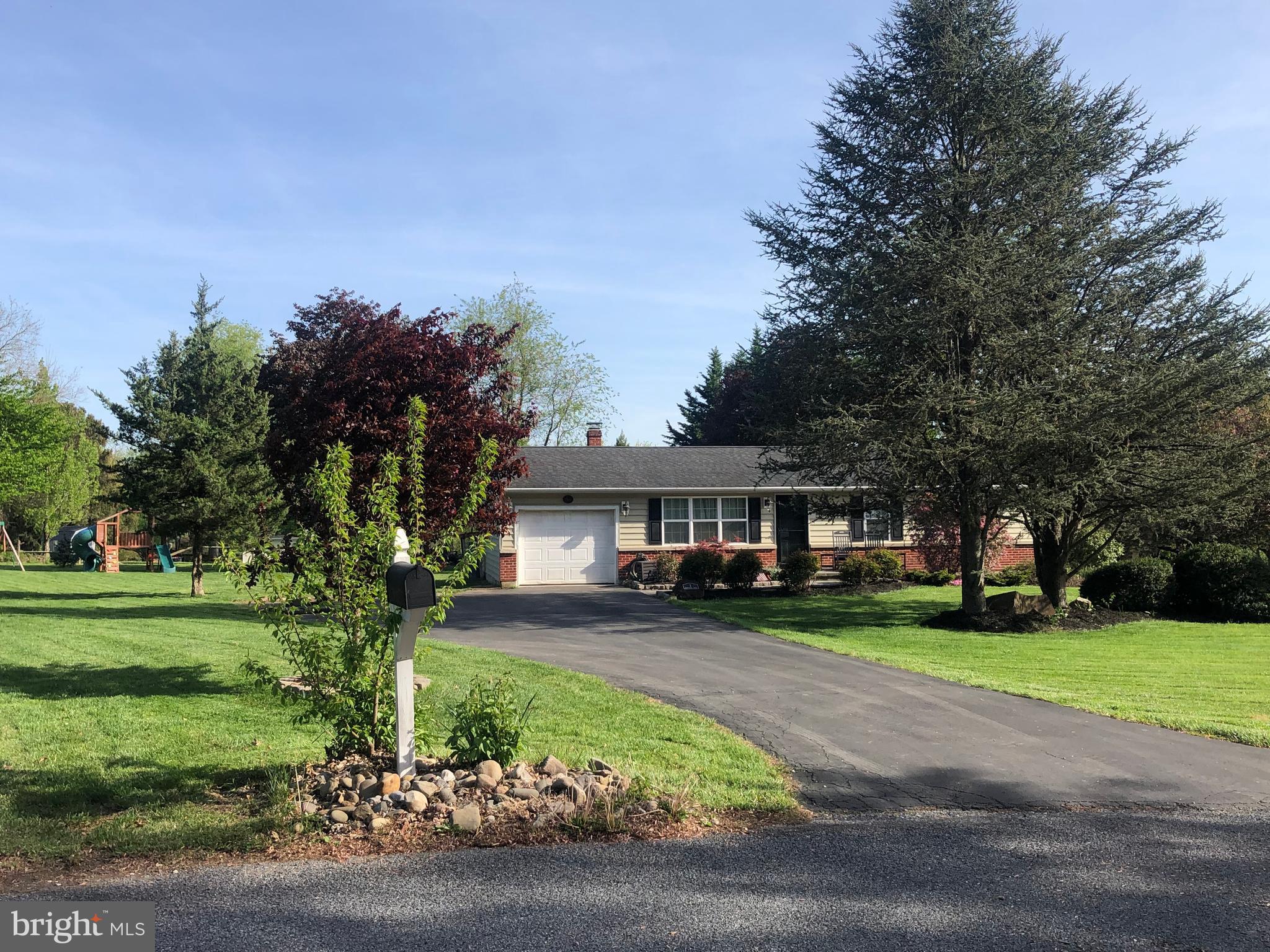 2 SPRINGDALE PLACE