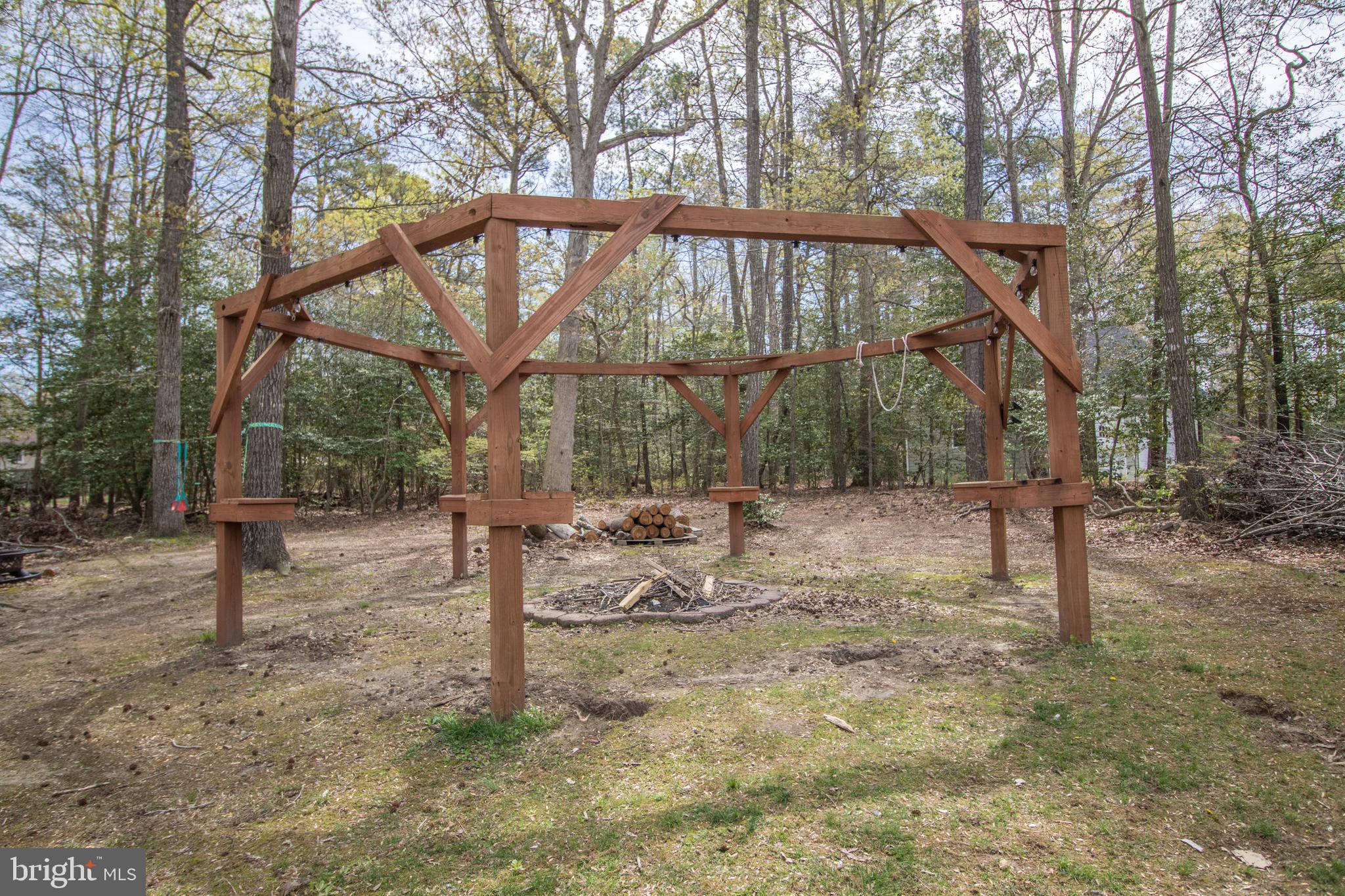 MAPLE RUN - Residential