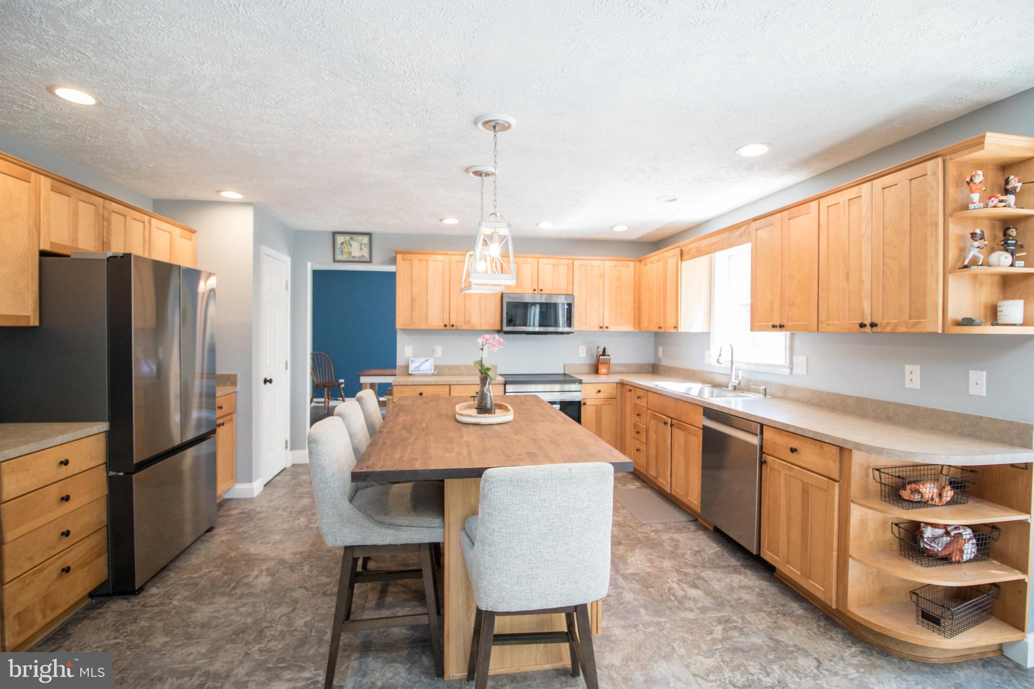 MAPLE RUN - Residential