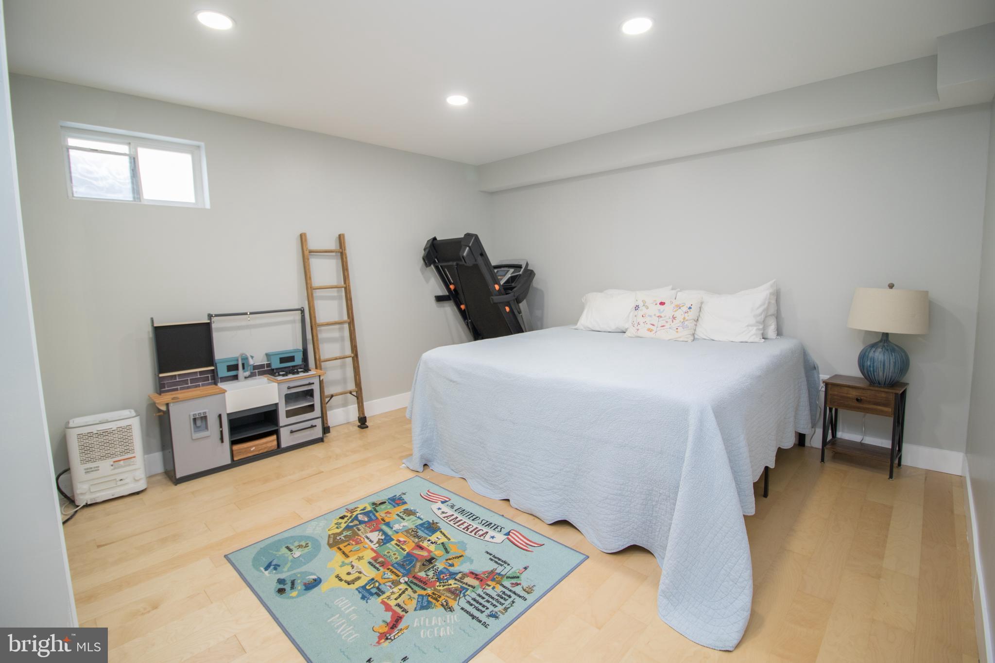 MAPLE RUN - Residential