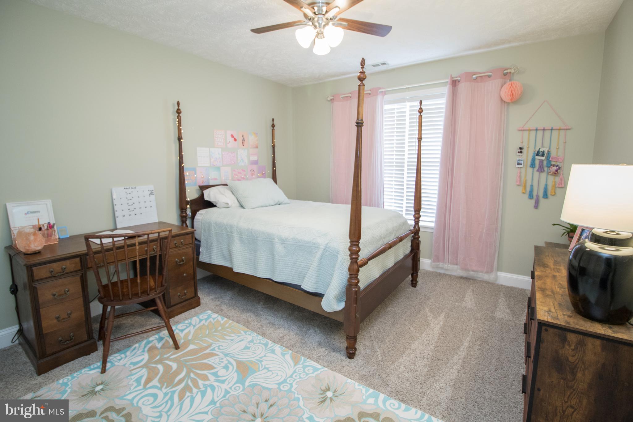 MAPLE RUN - Residential