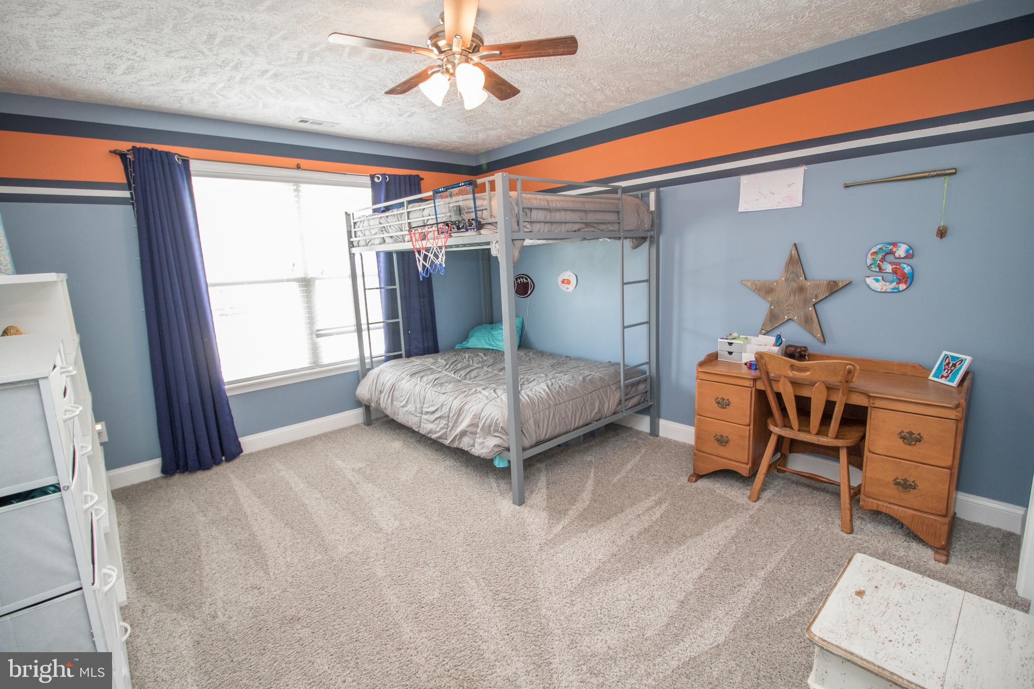 MAPLE RUN - Residential