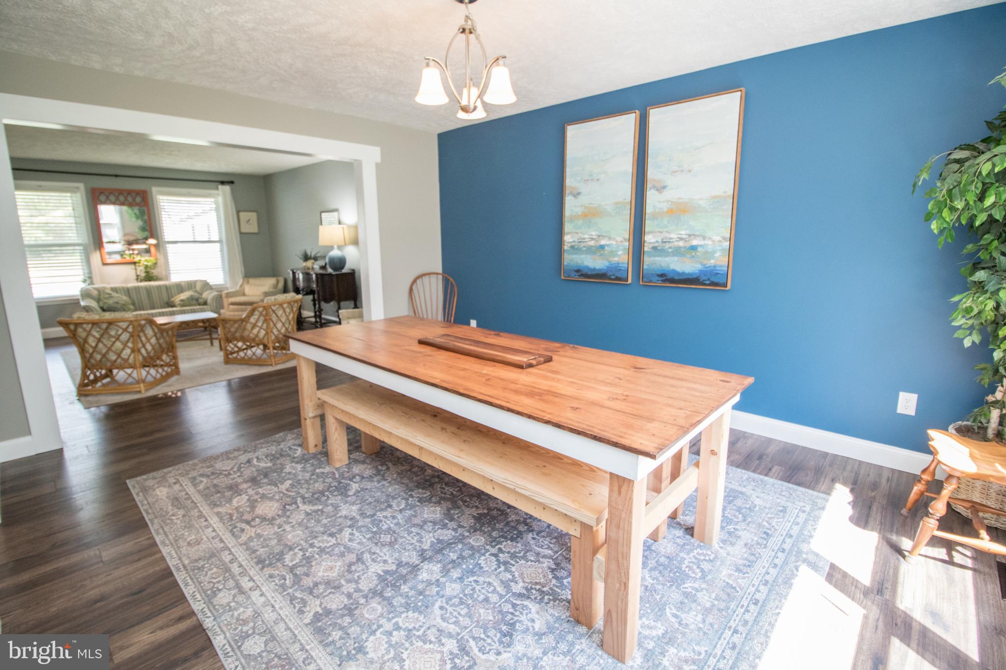 MAPLE RUN - Residential