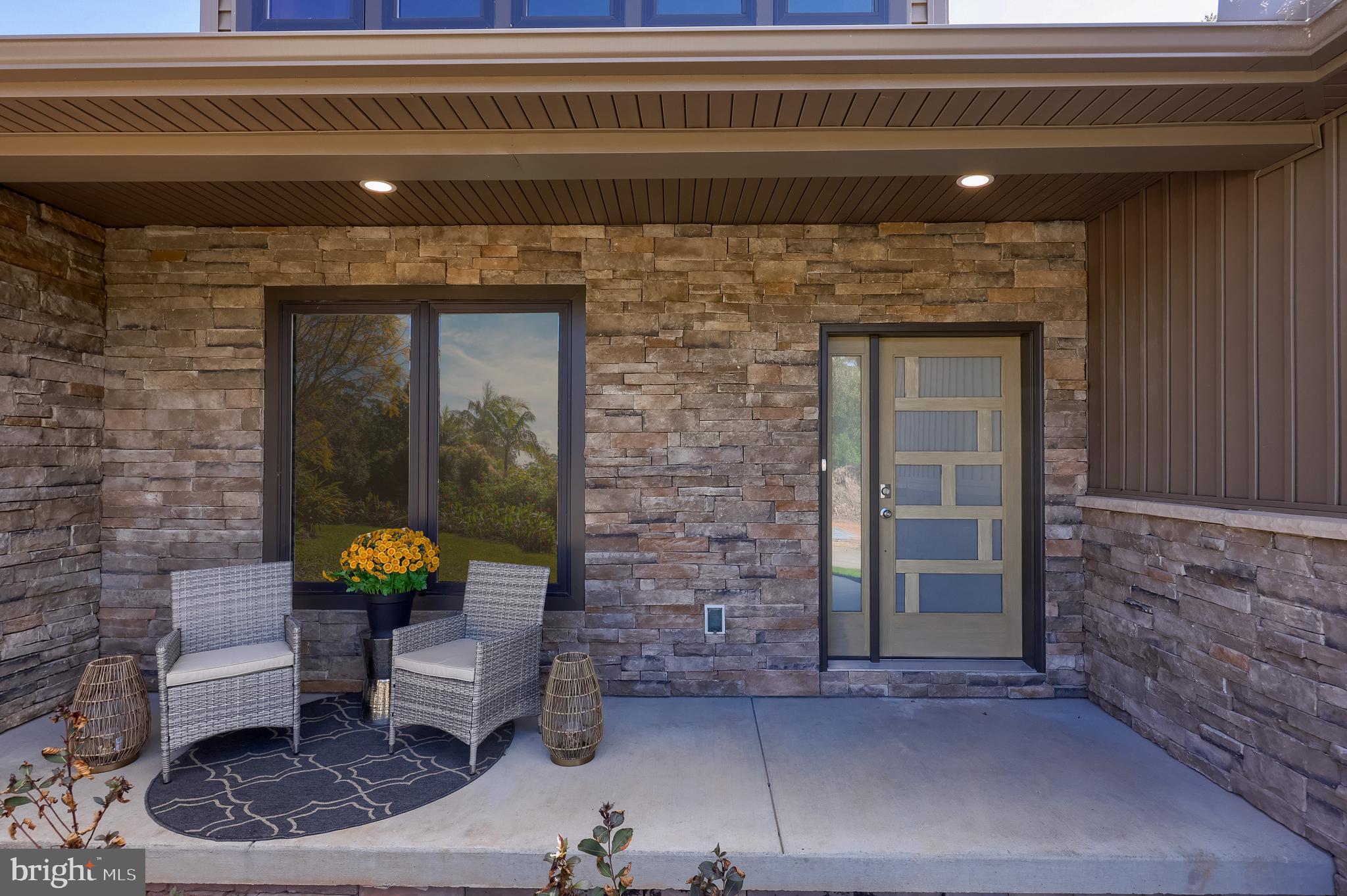 ROCKVILLE ESTATES - Residential