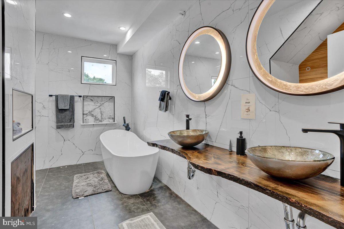 GRAYS FERRY - Residential