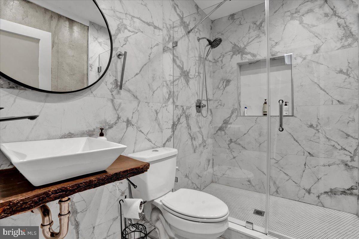 GRAYS FERRY - Residential