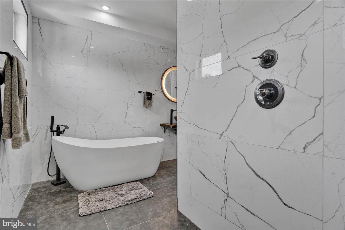 GRAYS FERRY - Residential