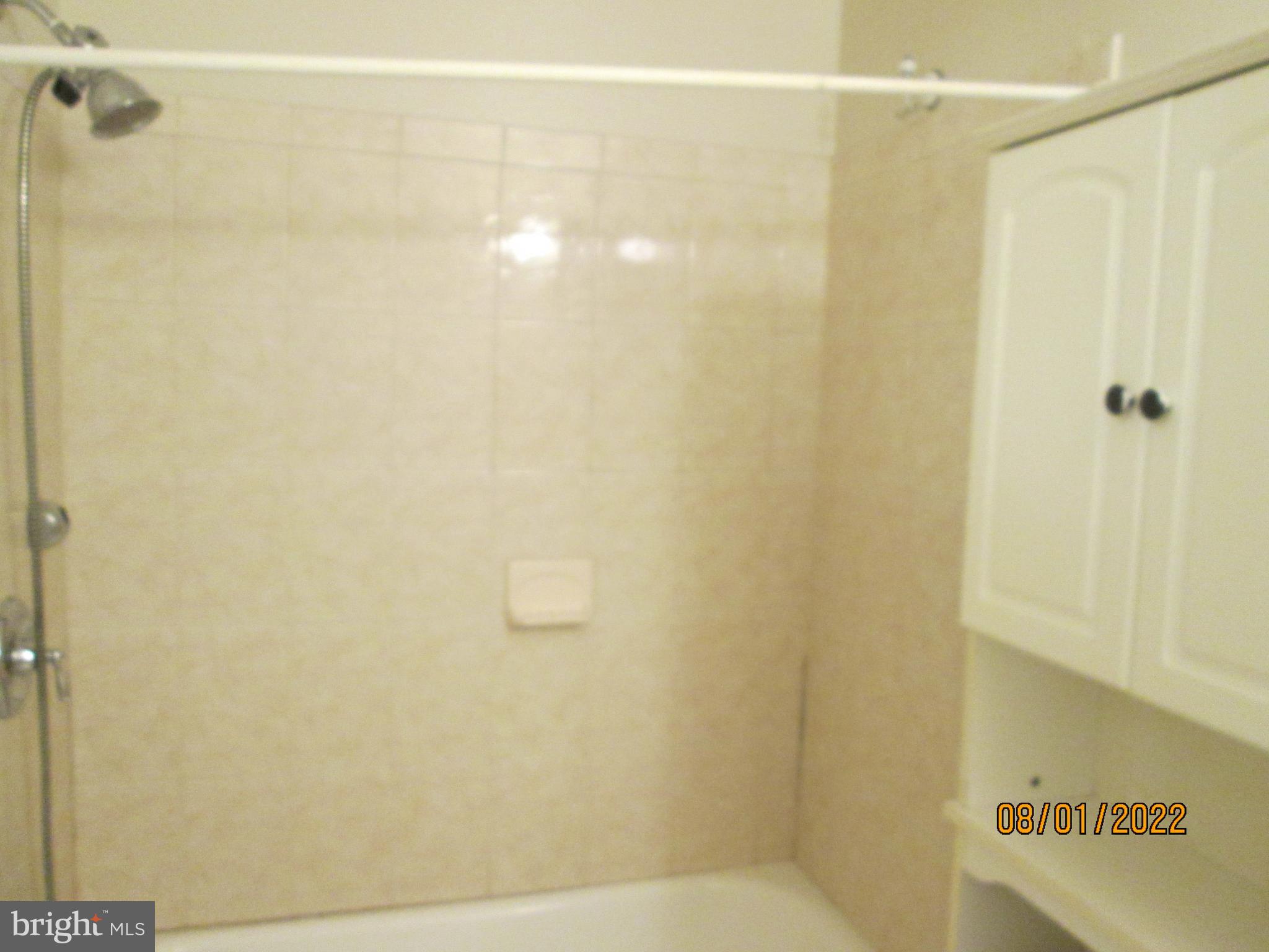 SOUTH MEADOWS - Residential Lease